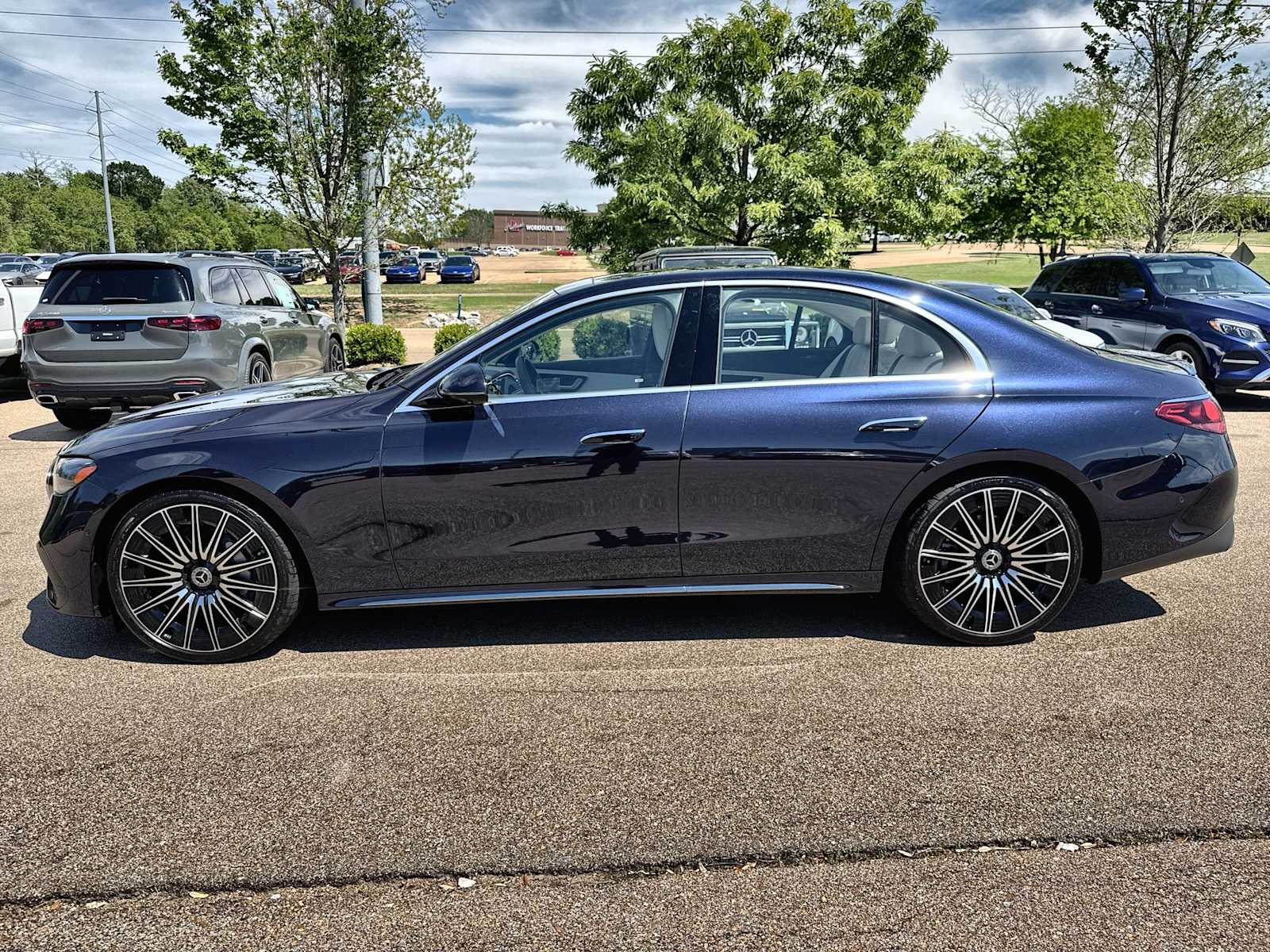 Thumbnail: 2026 Mercedes-Benz E-Class - 5