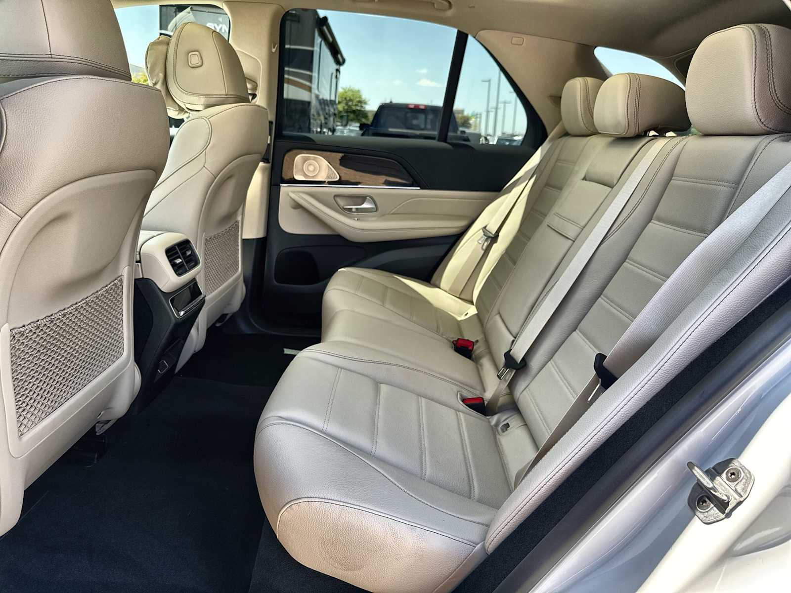 Thumbnail: 2026 Mercedes-Benz GLE - 4