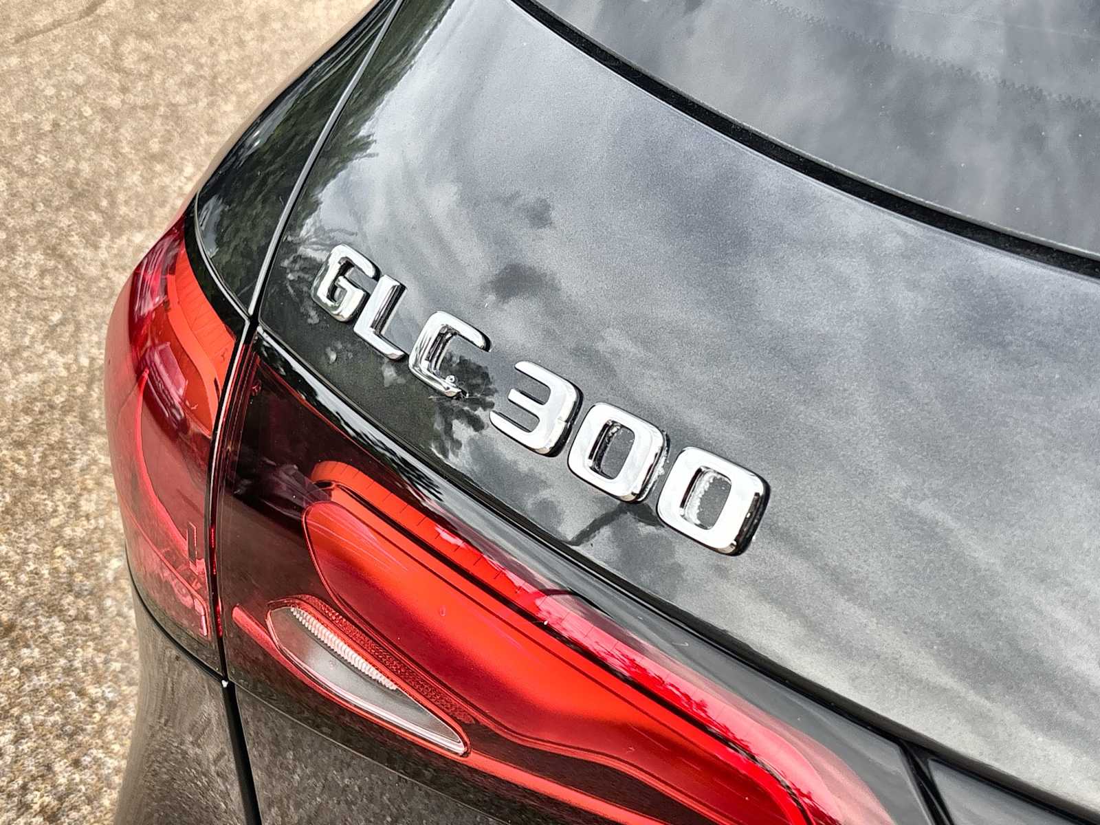 Thumbnail: 2026 Mercedes-Benz GLC - 15