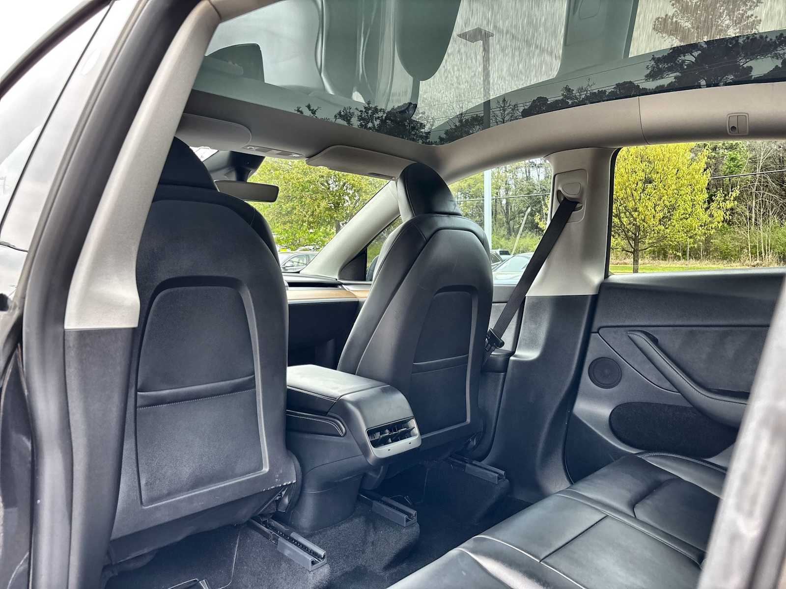 Thumbnail: 2024 Tesla Model Y - 17