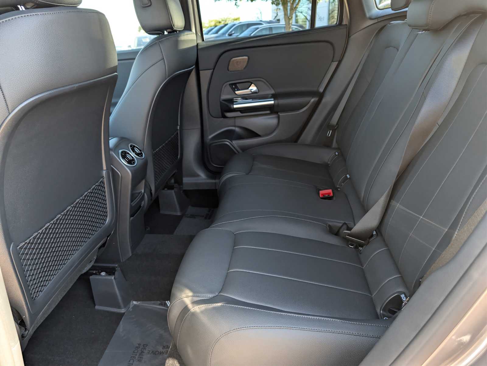 Thumbnail: 2026 Mercedes-Benz GLA - 24