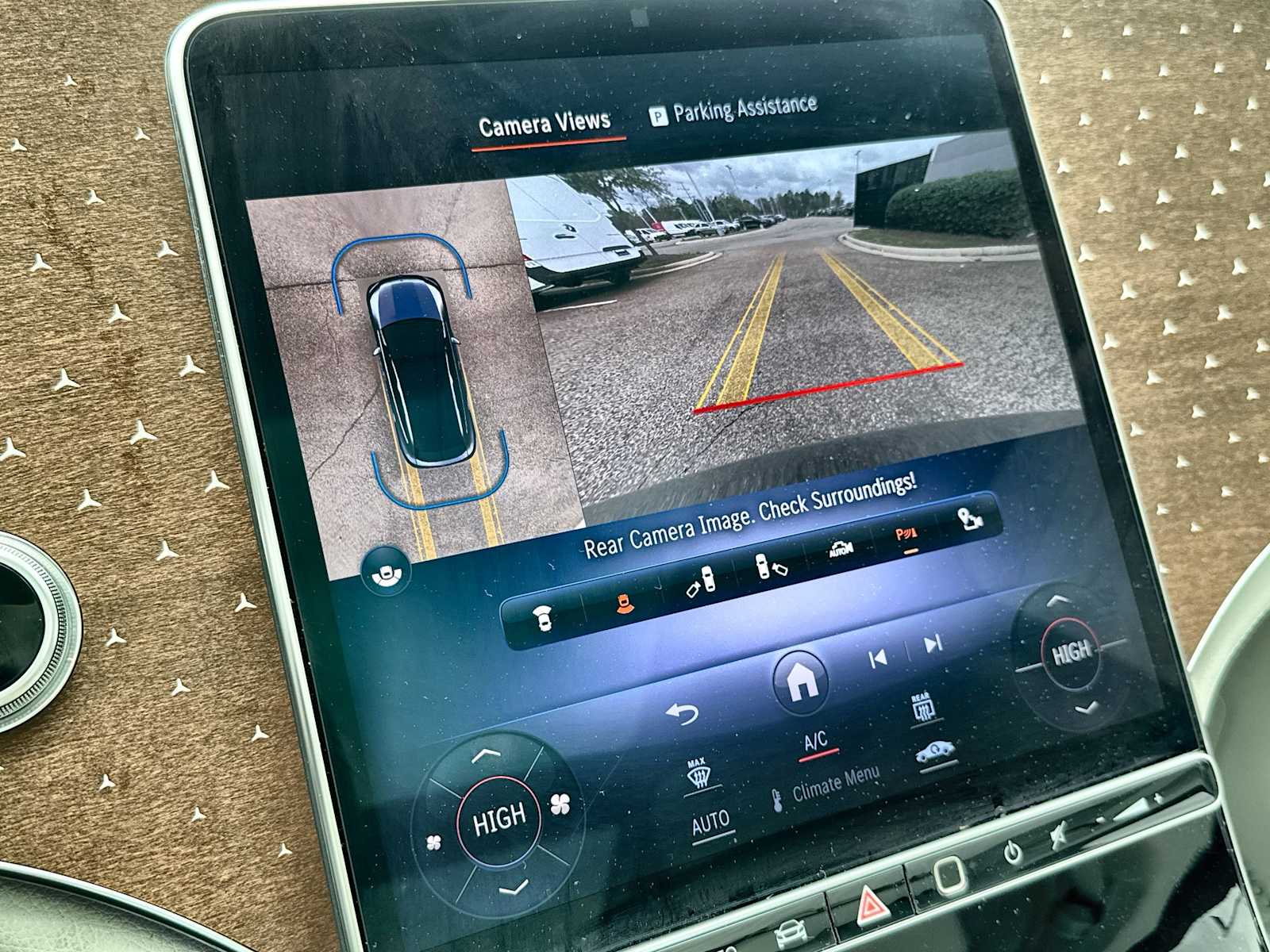 Thumbnail: 2023 Mercedes-Benz EQE - 26