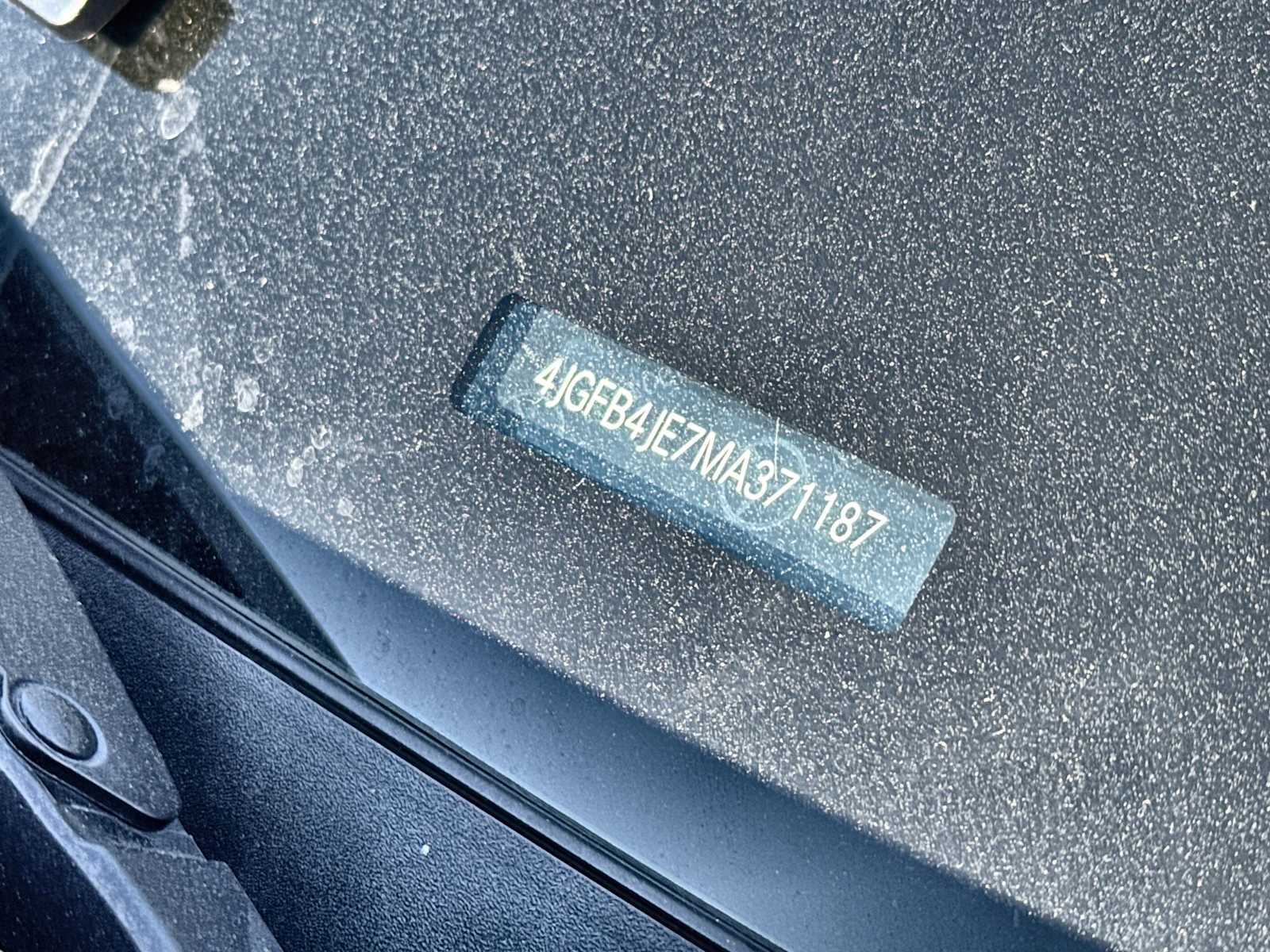 Thumbnail: 2021 Mercedes-Benz GLE - 25