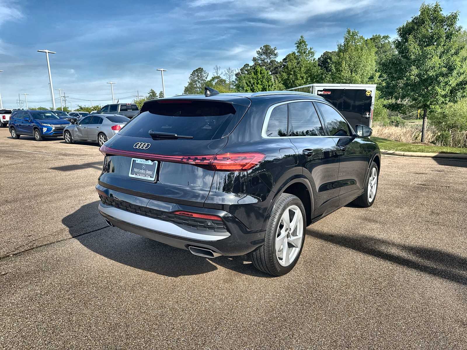 Thumbnail: 2025 Audi Q5 - 8