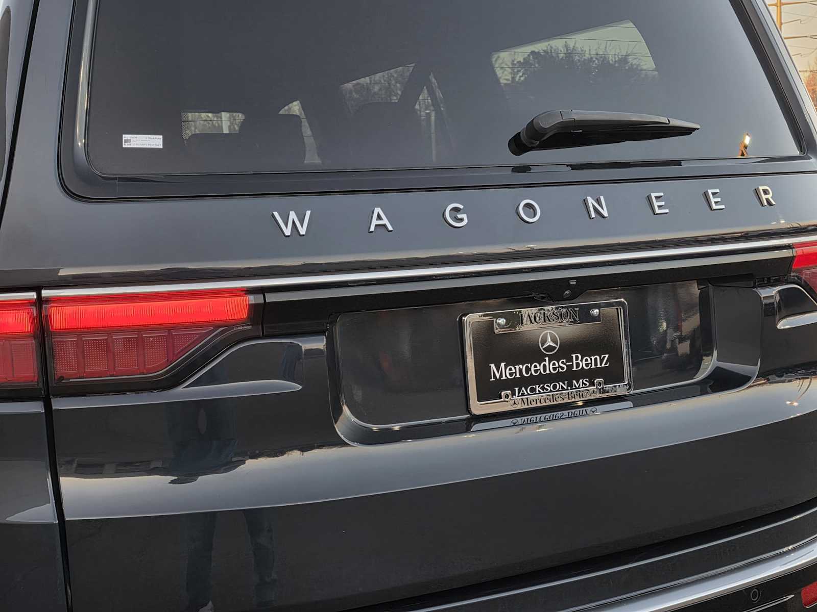 Thumbnail: 2024 Jeep Wagoneer - 32