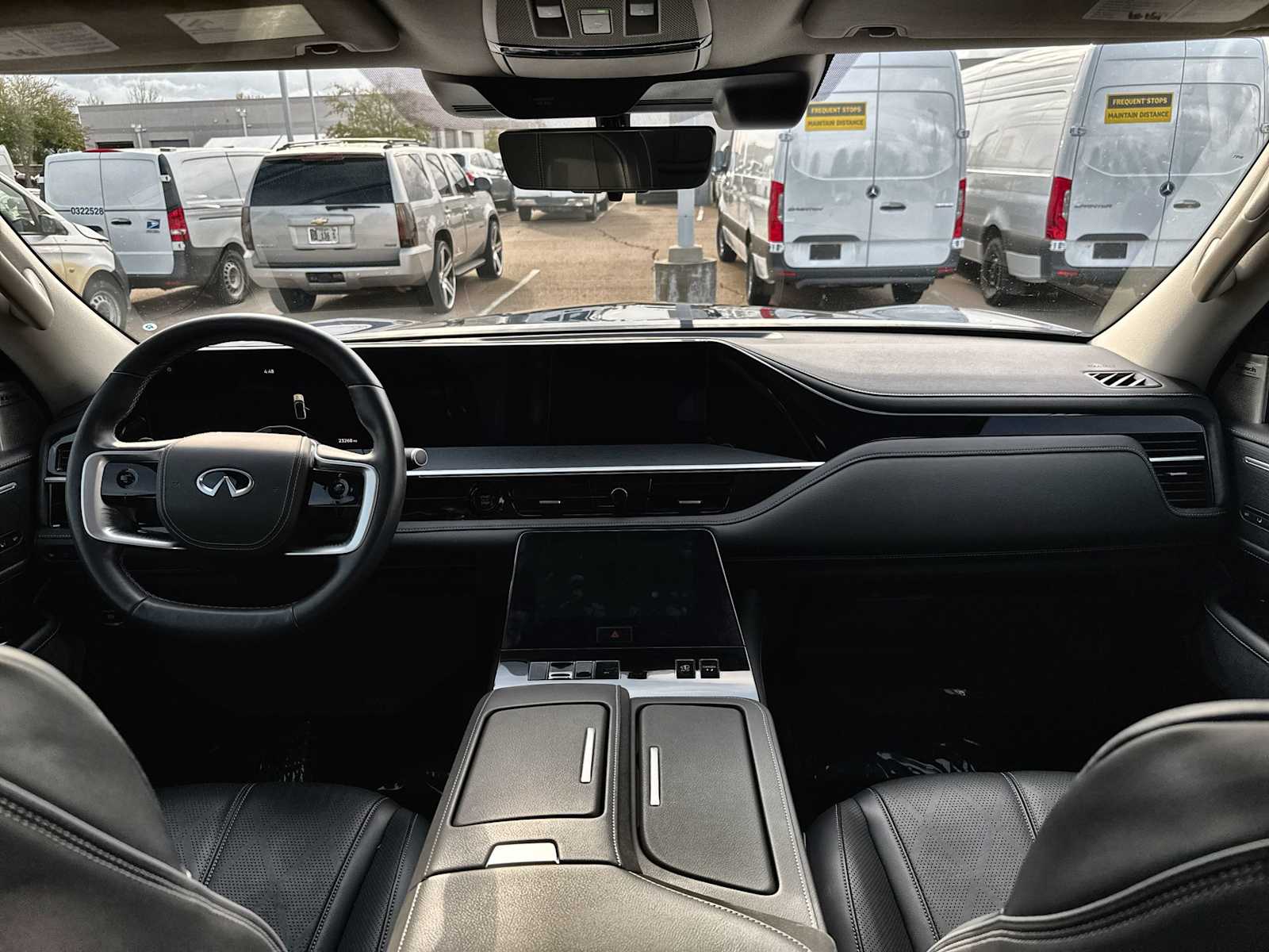 Thumbnail: 2025 INFINITI QX80 - 20