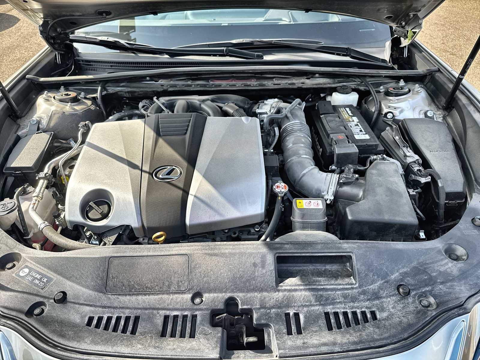 Thumbnail: 2021 Lexus ES - 13