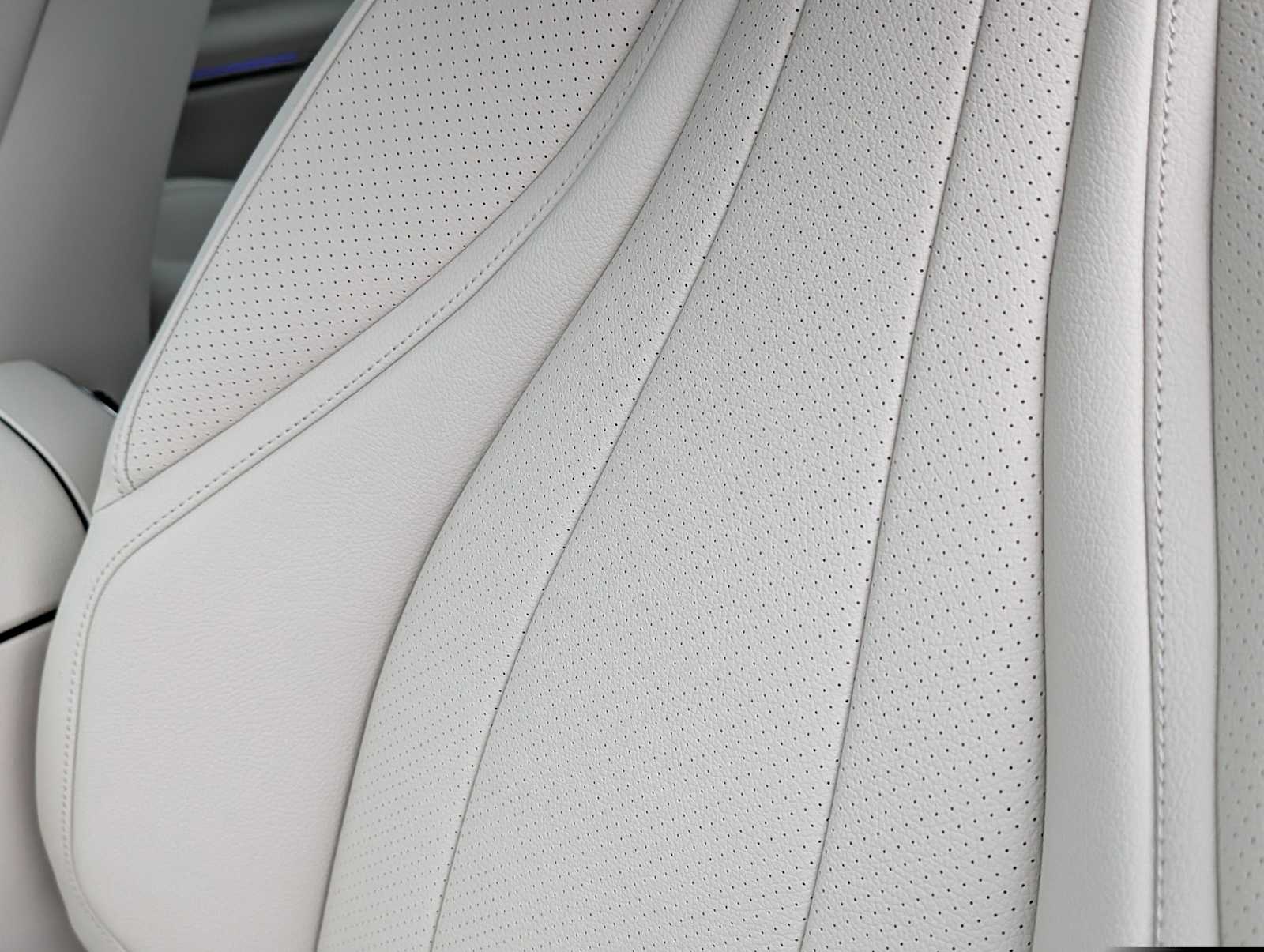 Thumbnail: 2026 Mercedes-Benz CLE - 15