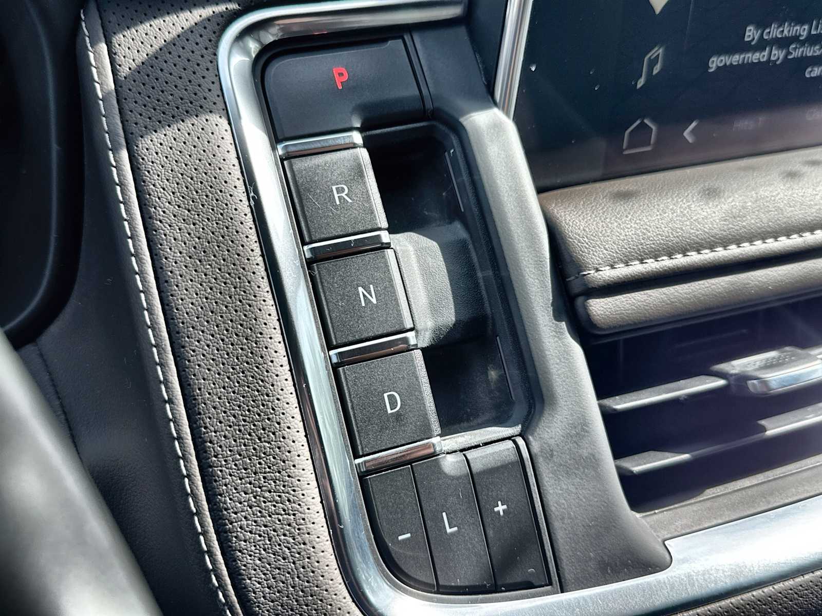 Thumbnail: 2022 GMC Yukon - 23