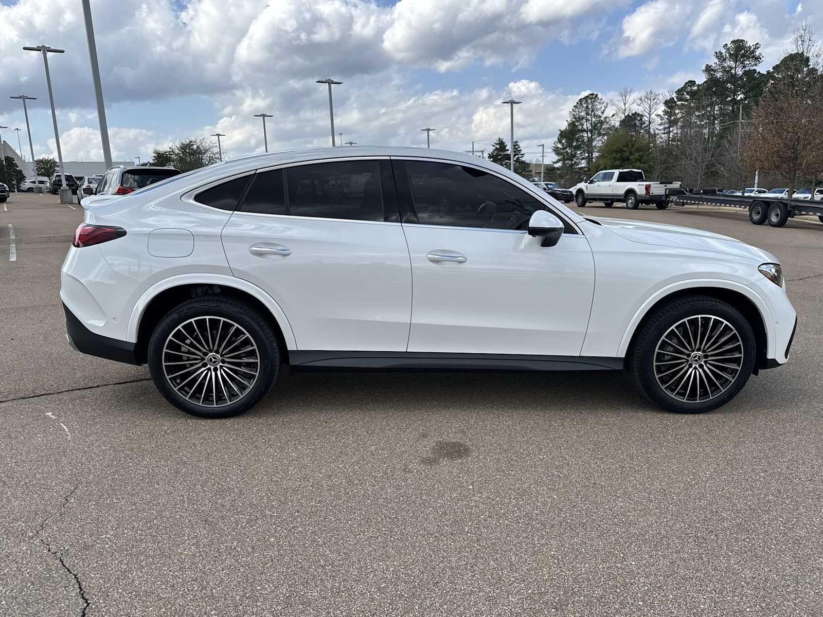 Thumbnail: 2026 Mercedes-Benz GLC - 7