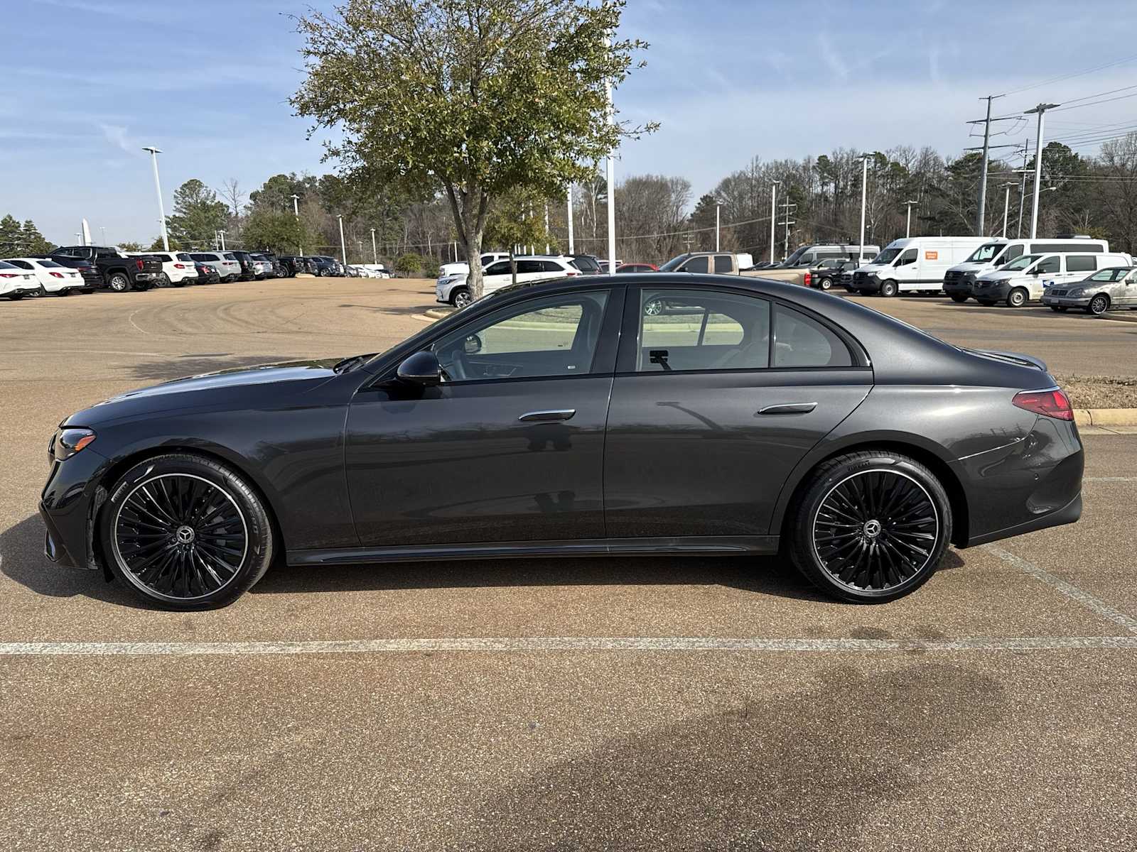 Thumbnail: 2026 Mercedes-Benz E-Class - 3