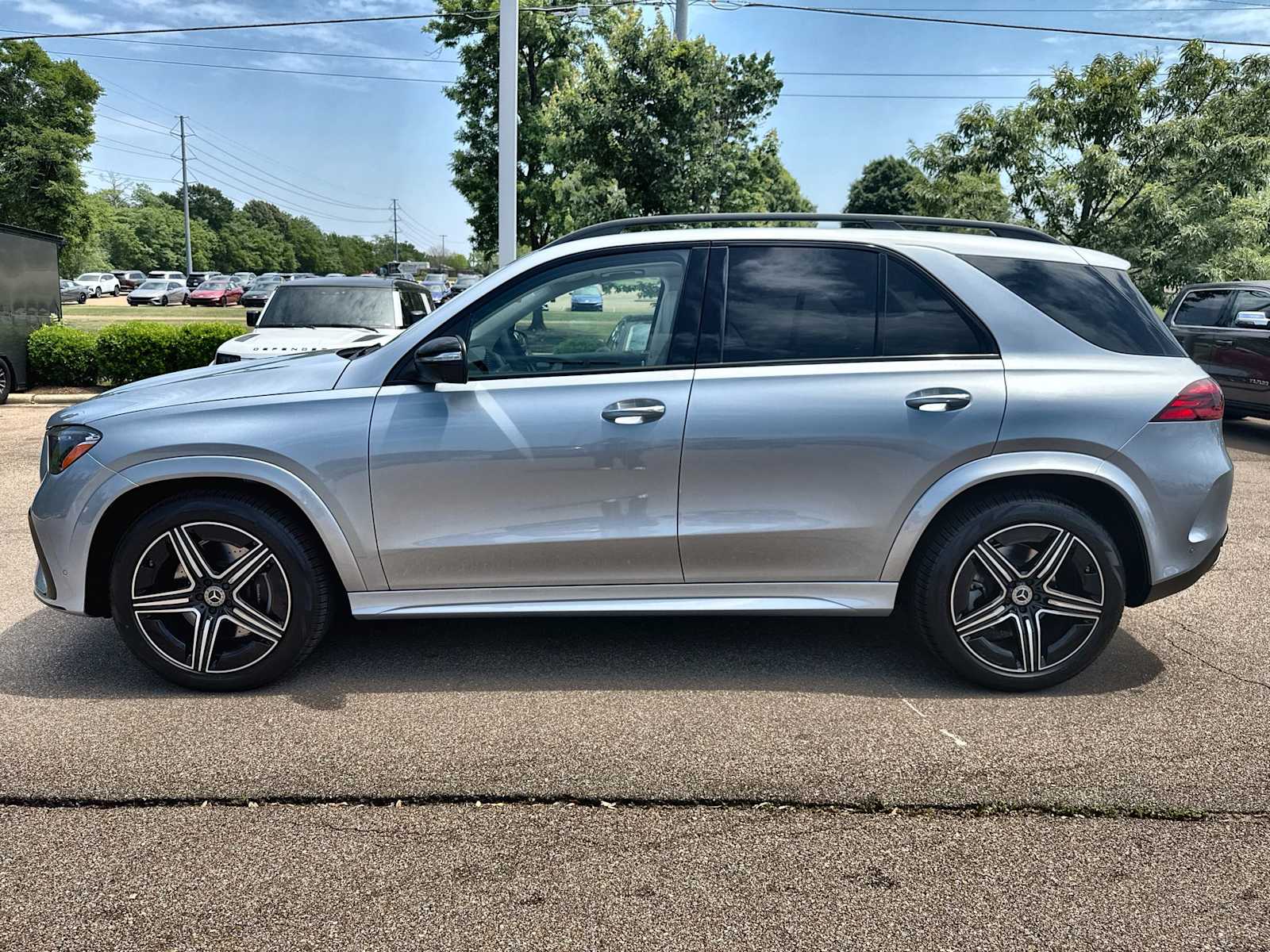 Thumbnail: 2026 Mercedes-Benz GLE - 5