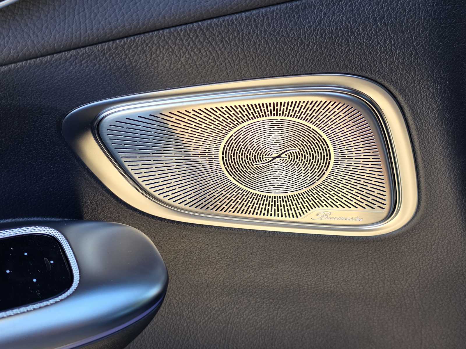 Thumbnail: 2026 Mercedes-Benz GLC - 18