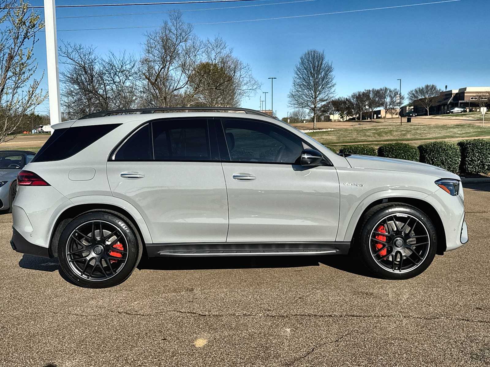 Thumbnail: 2026 Mercedes-Benz GL-Class - 10