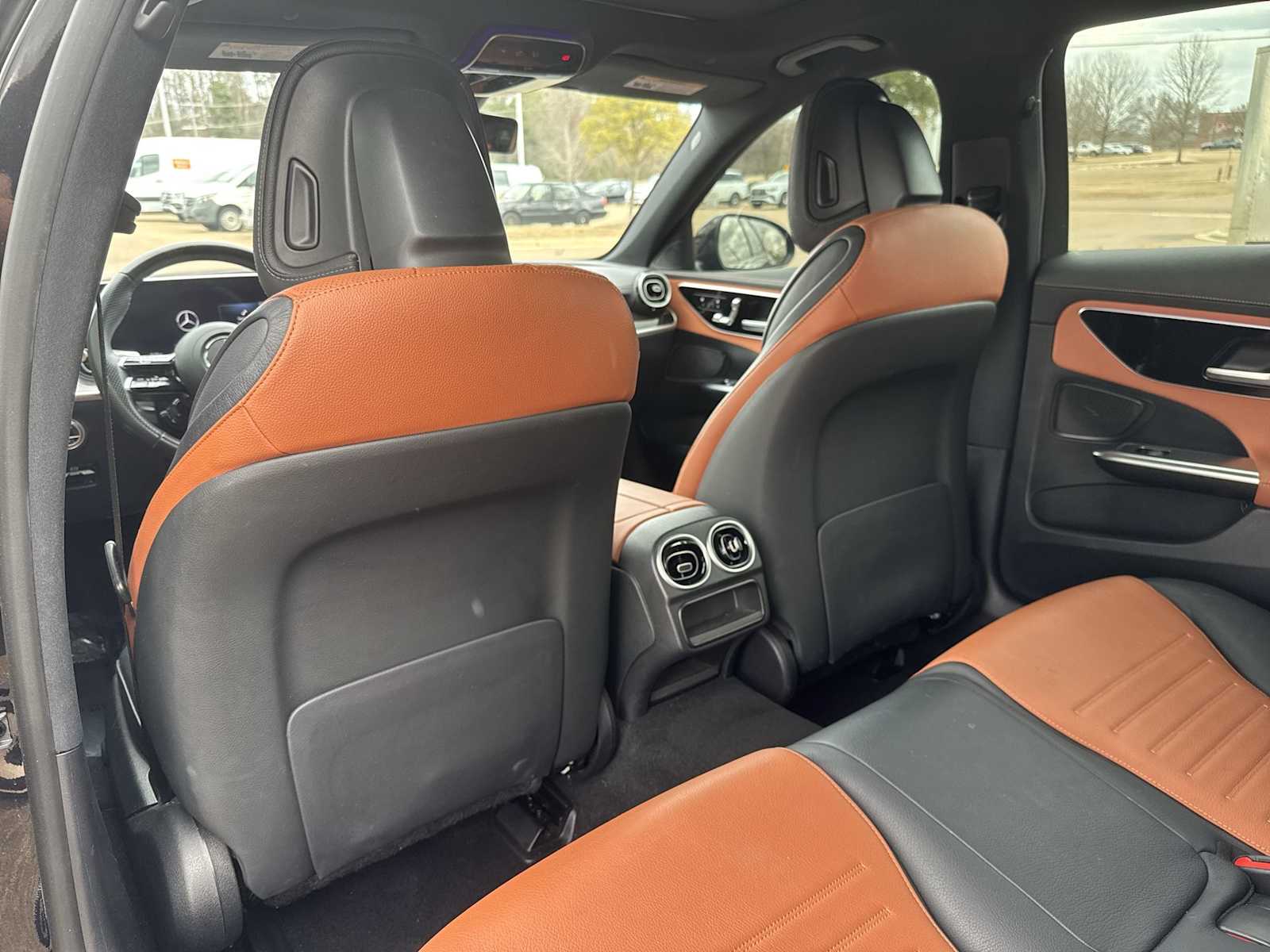 Thumbnail: 2023 Mercedes-Benz C-Class - 16