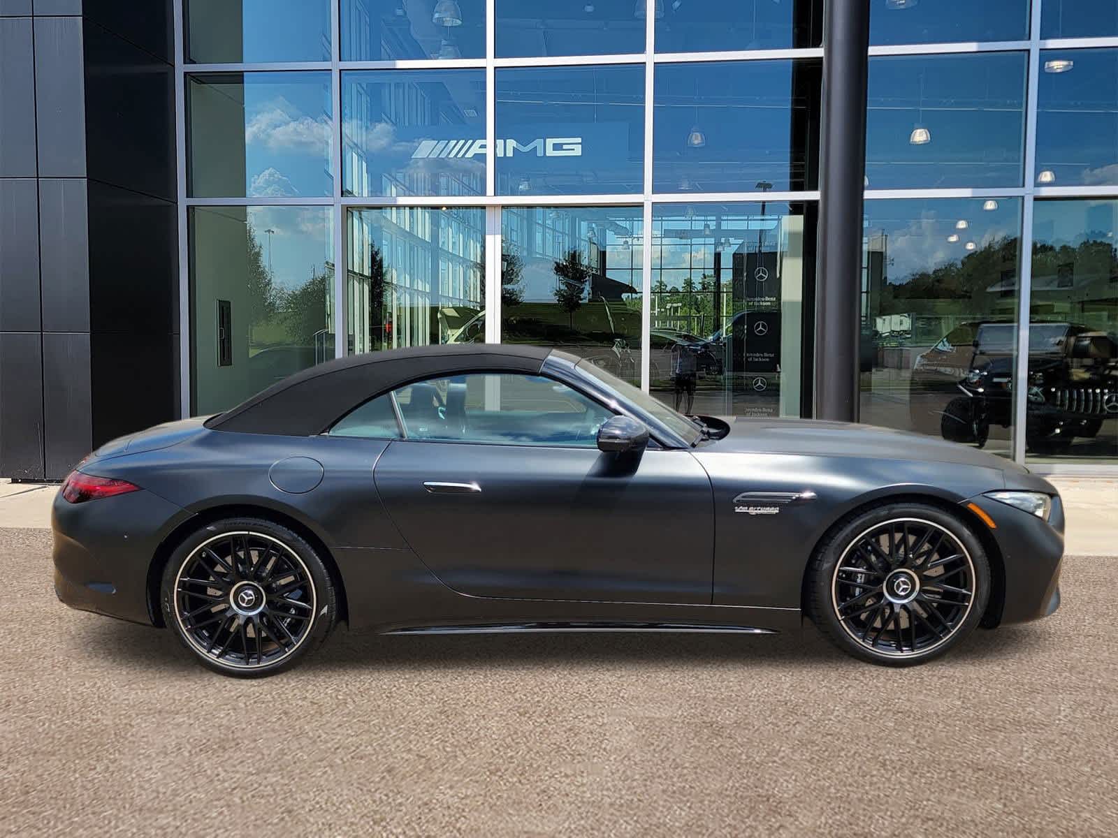 Thumbnail: 2025 Mercedes-Benz SL-Class - 27