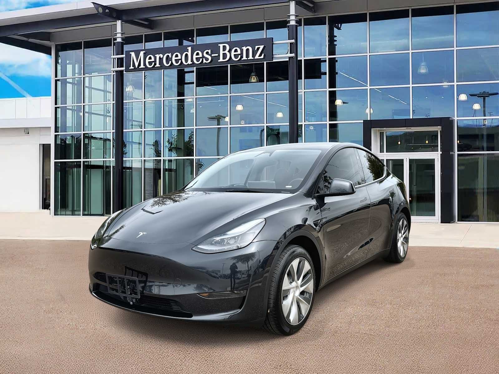 Thumbnail: 2024 Tesla Model Y - 1