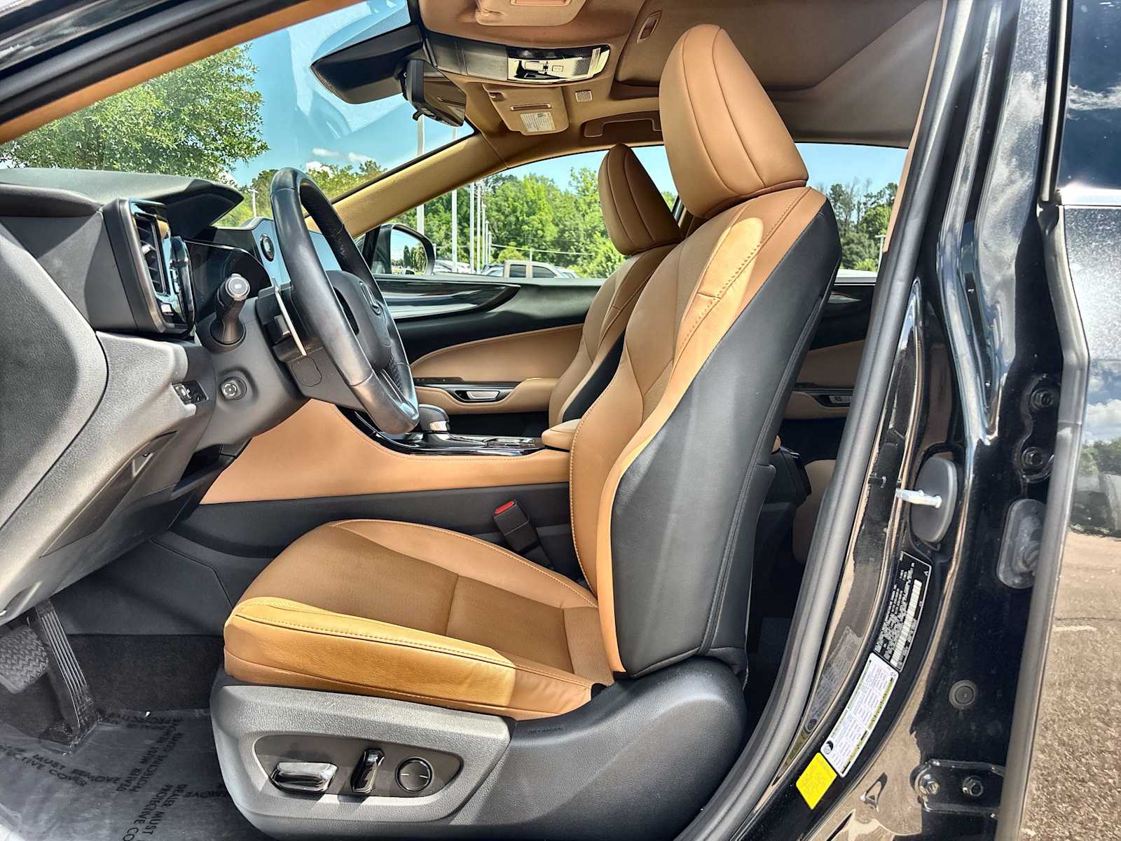 Thumbnail: 2024 Lexus ES - 2