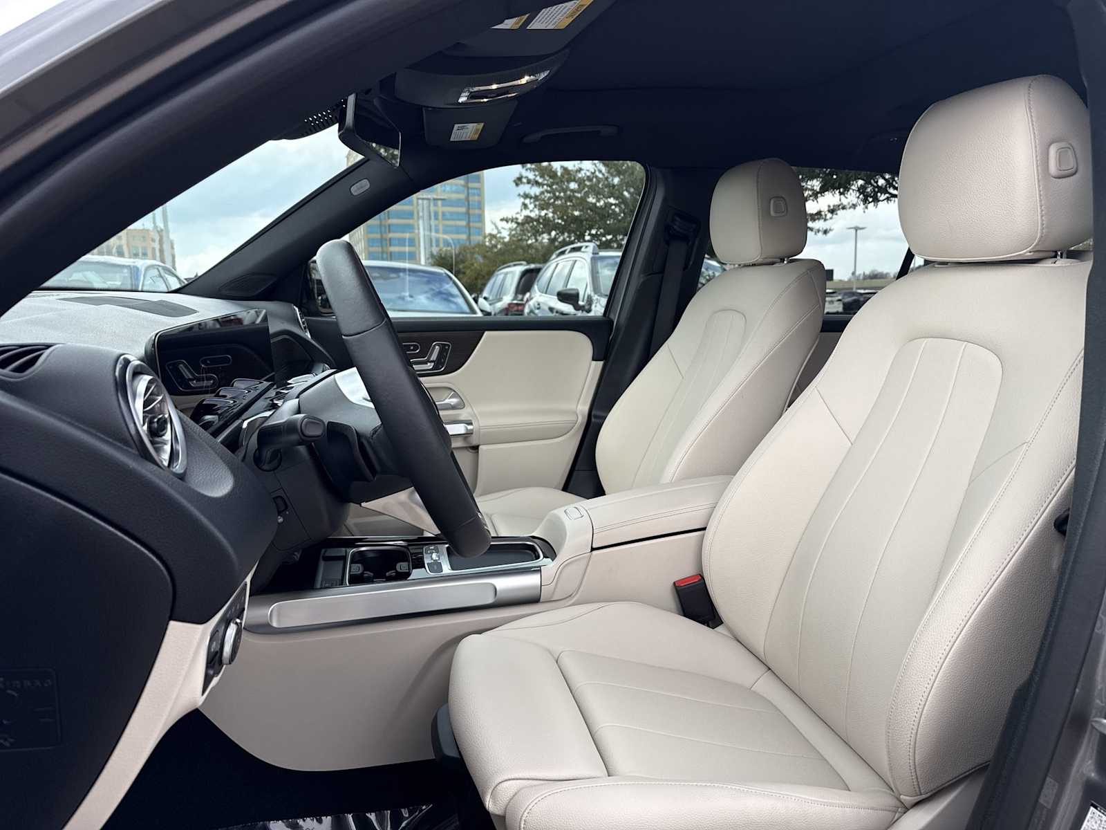 Thumbnail: 2026 Mercedes-Benz GLB - 15