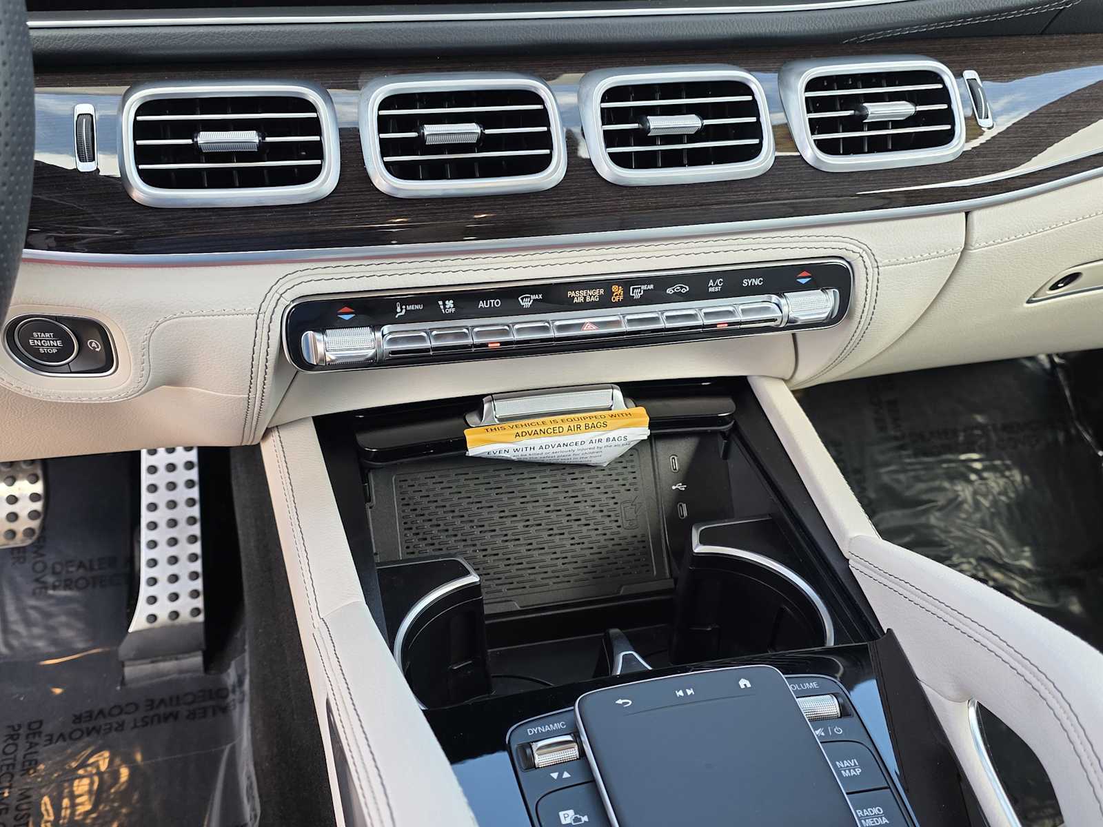 Thumbnail: 2025 Mercedes-Benz GLS - 22