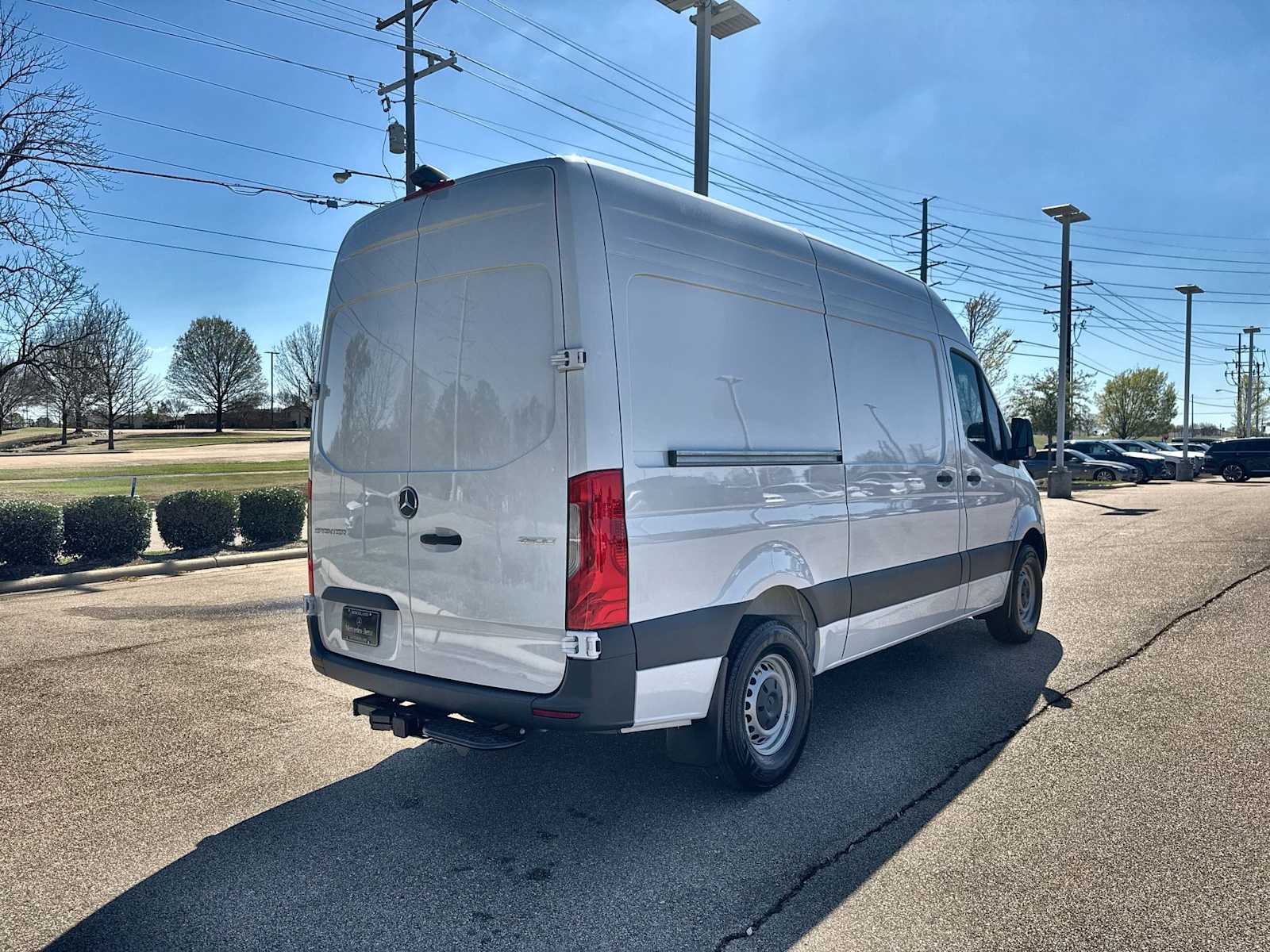 Thumbnail: 2026 Mercedes-Benz Sprinter - 7