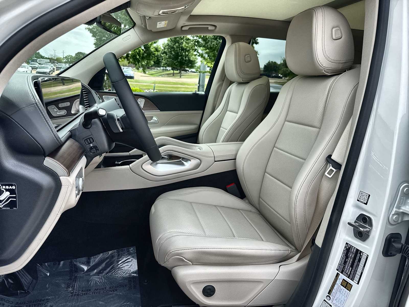 Thumbnail: 2026 Mercedes-Benz GLE - 3