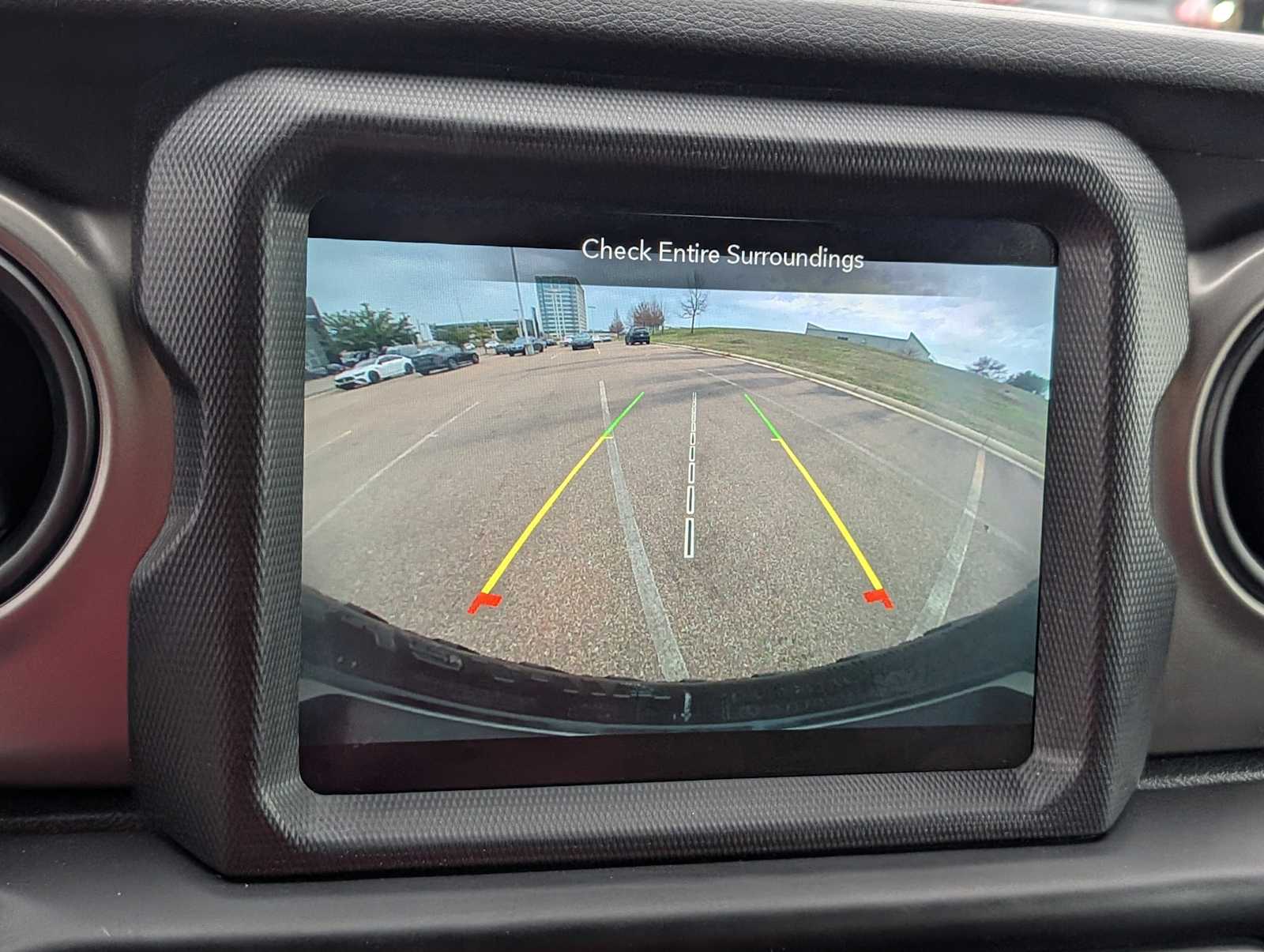 Thumbnail: 2020 Jeep Wrangler - 18