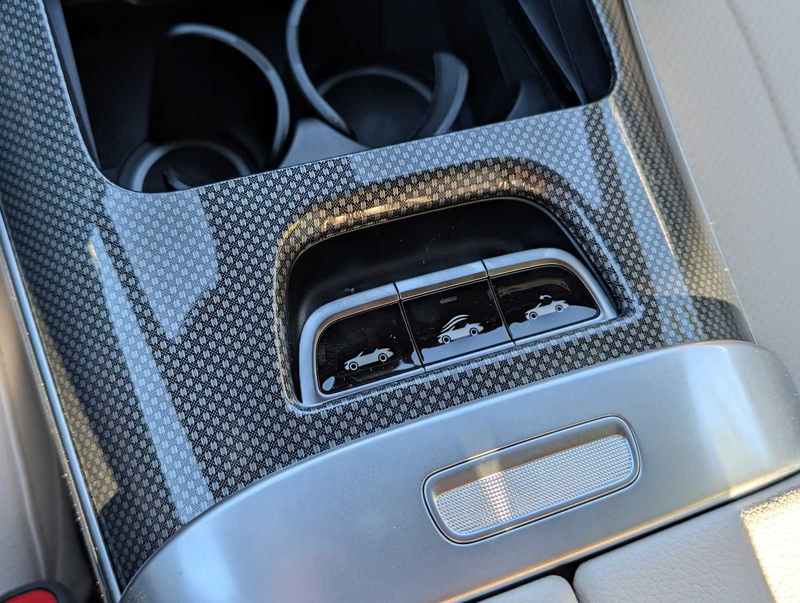 Thumbnail: 2026 Mercedes-Benz CLE - 15