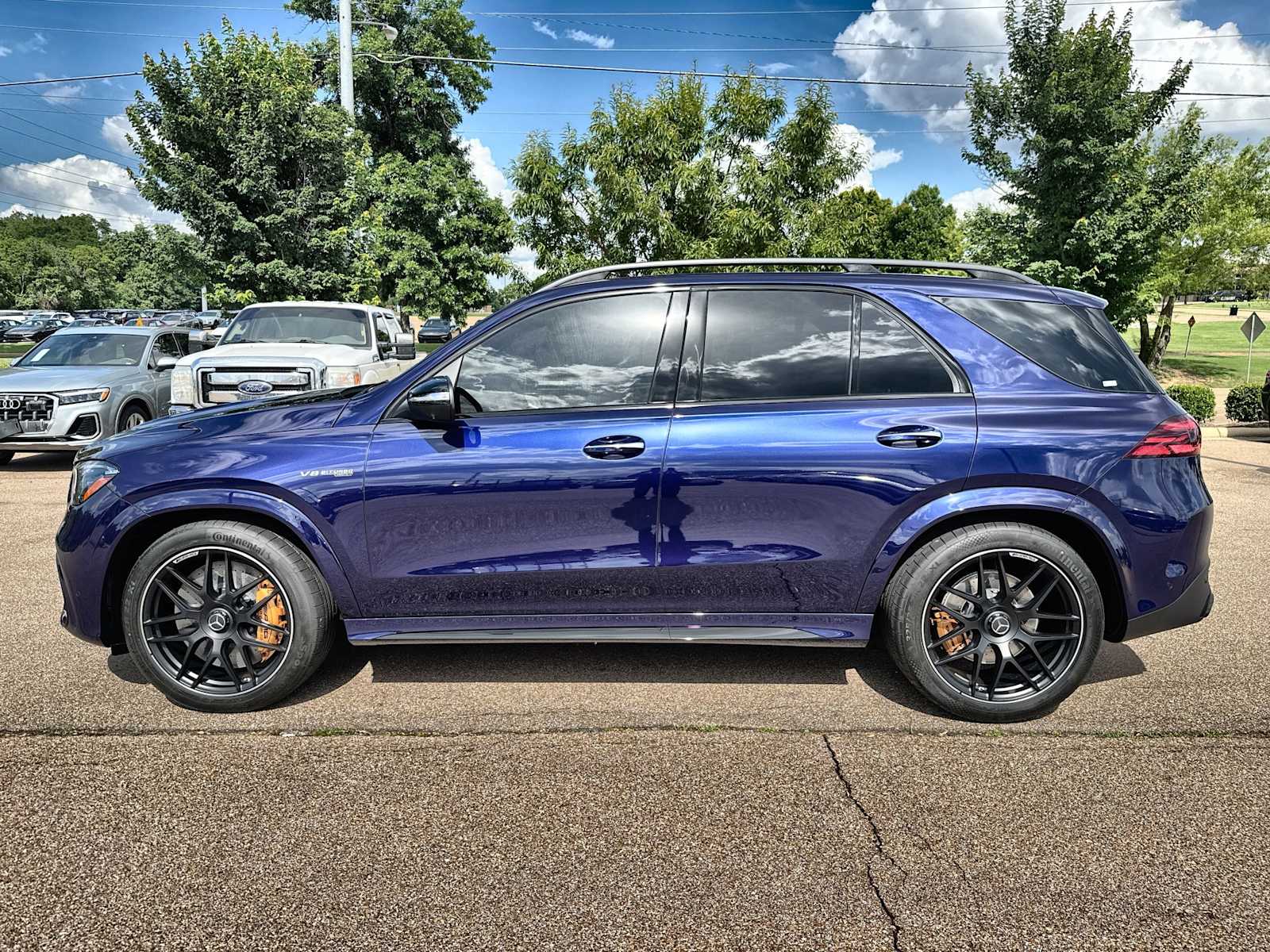Thumbnail: 2026 Mercedes-Benz GL-Class - 5