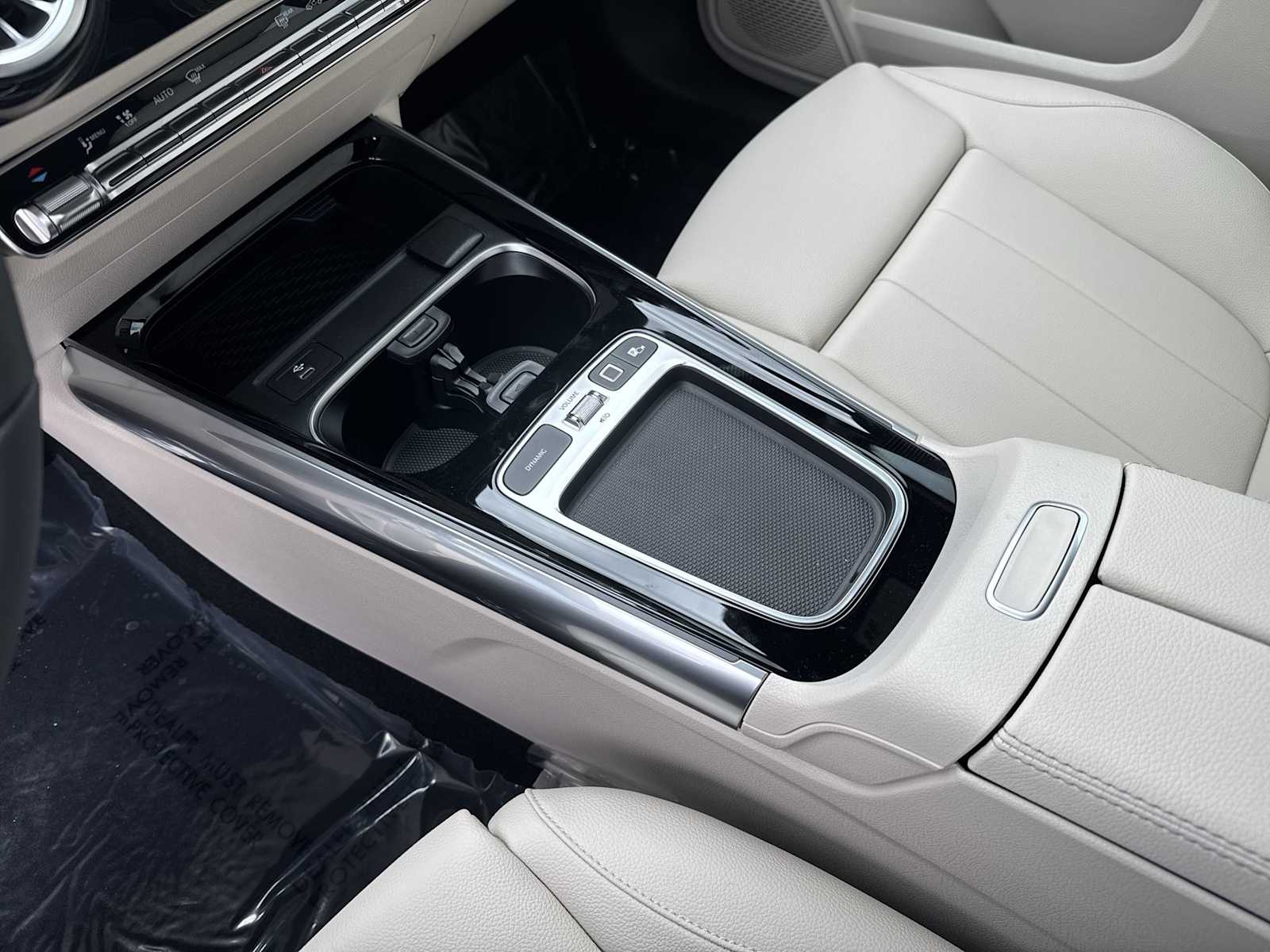 Thumbnail: 2026 Mercedes-Benz GLA - 21