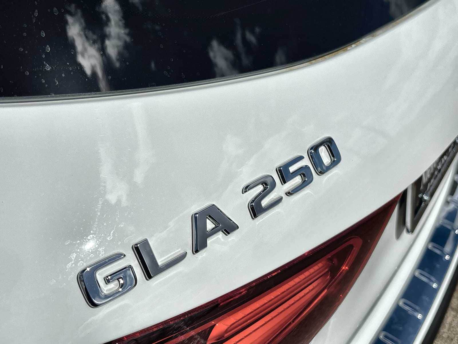 Thumbnail: 2026 Mercedes-Benz GLA - 15