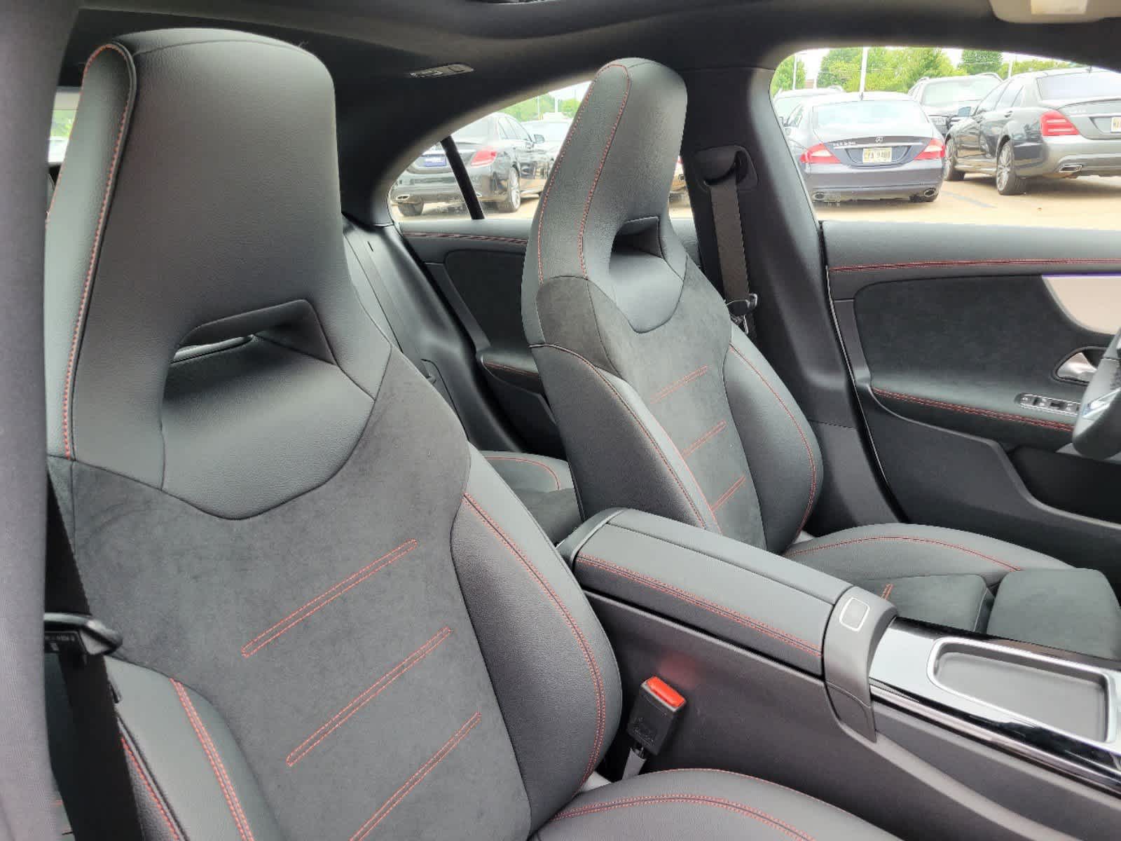 Thumbnail: 2025 Mercedes-Benz CLA - 21