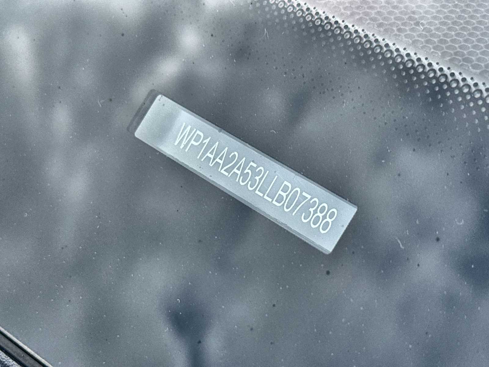 Thumbnail: 2020 Porsche Macan - 25