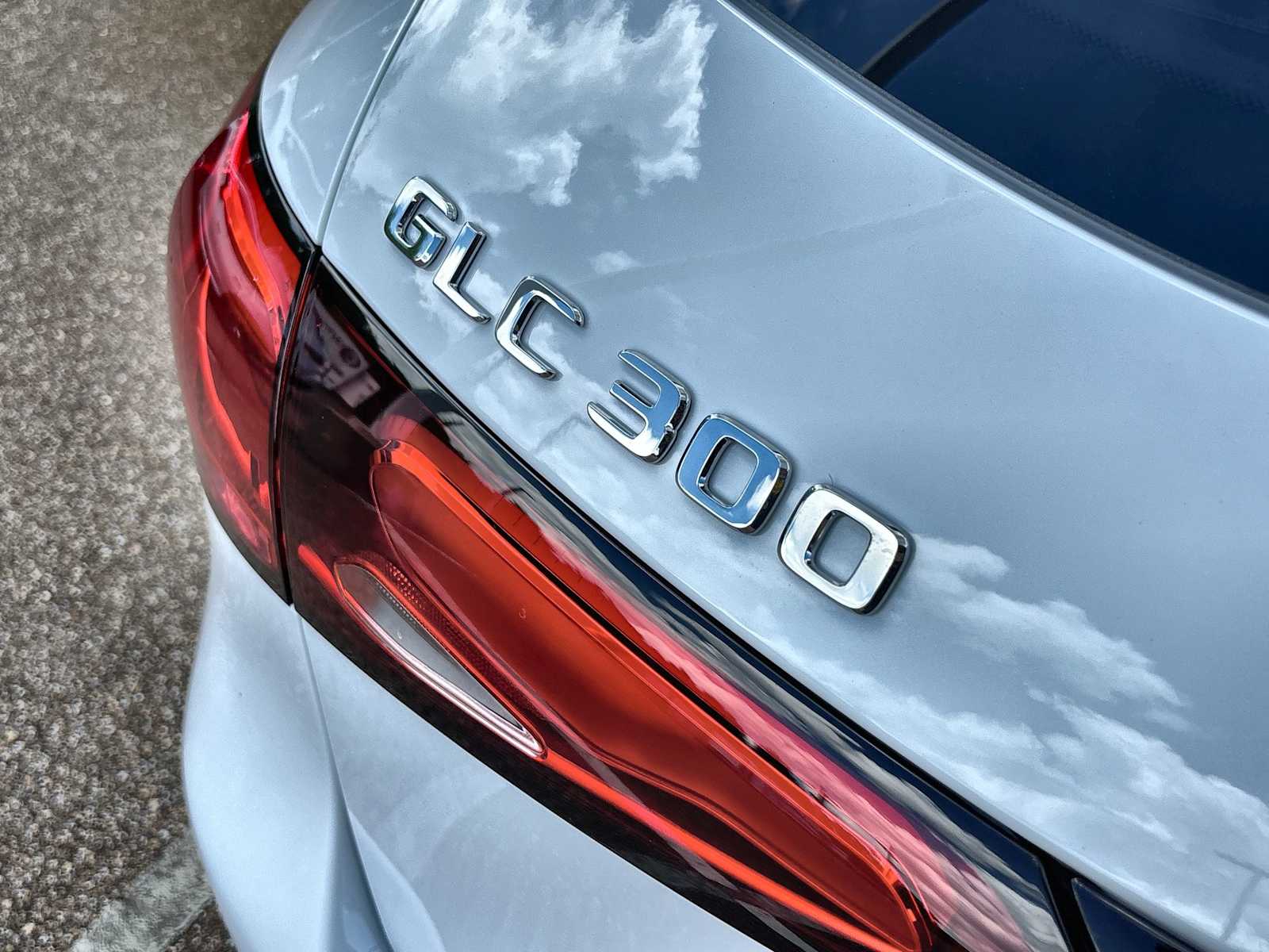 Thumbnail: 2026 Mercedes-Benz GLC - 15