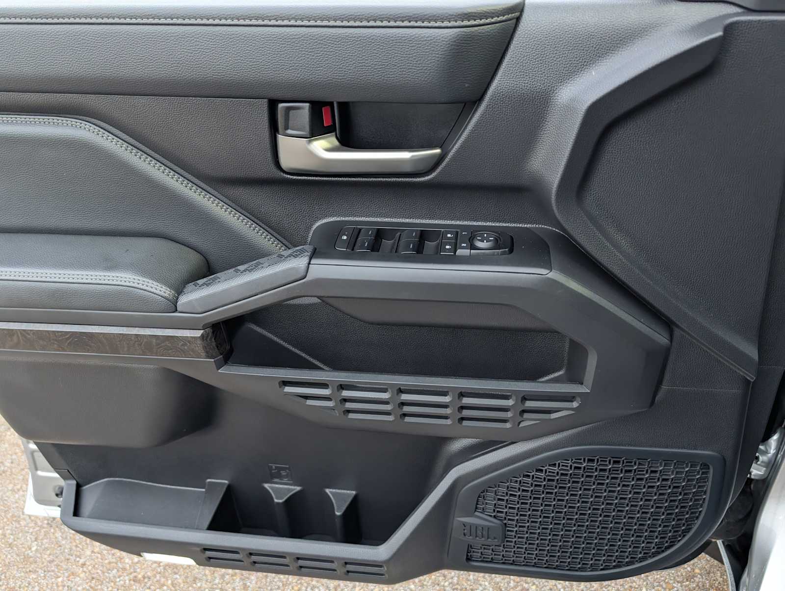 Thumbnail: 2024 Toyota Tacoma - 27