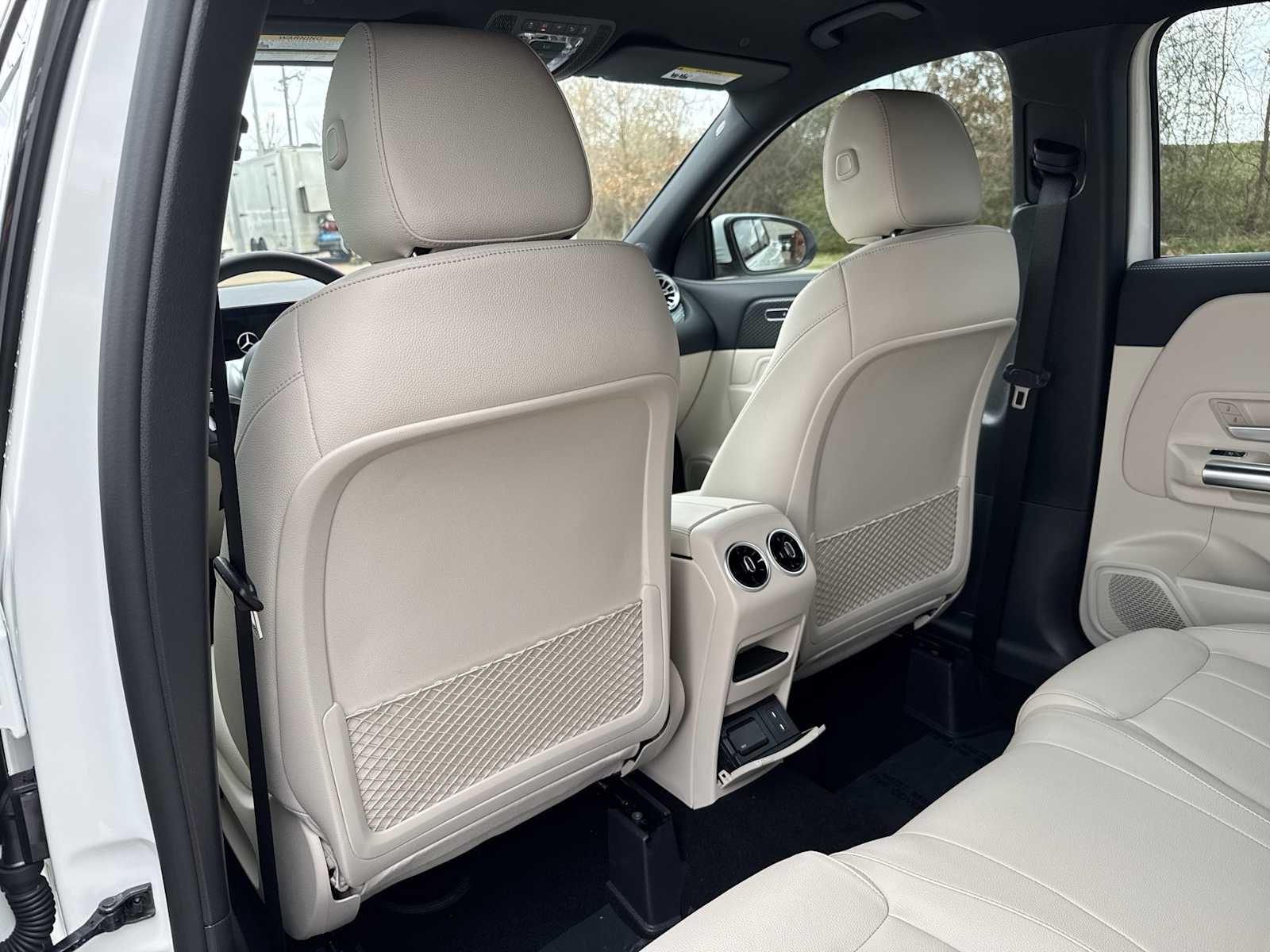 Thumbnail: 2026 Mercedes-Benz GLA - 16