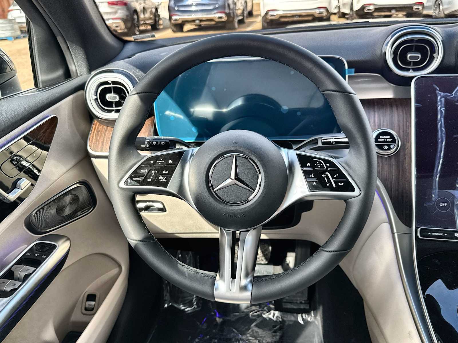 Thumbnail: 2026 Mercedes-Benz GLC - 21