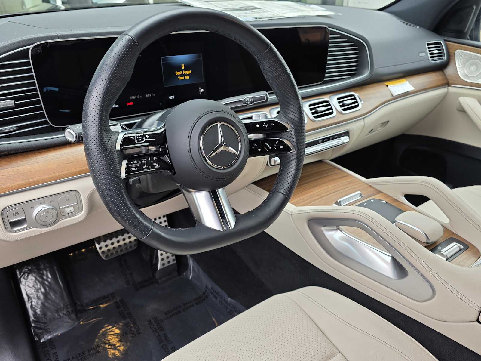 Thumbnail: 2025 Mercedes-Benz GLS - 16