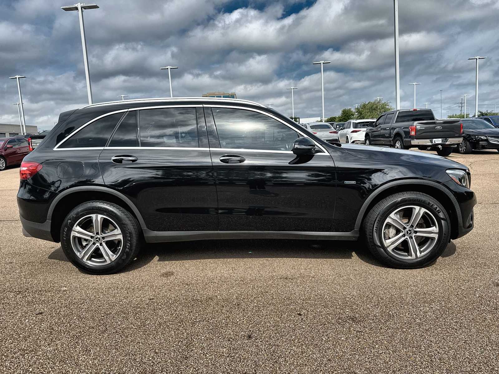 Thumbnail: 2019 Mercedes-Benz GLC - 10