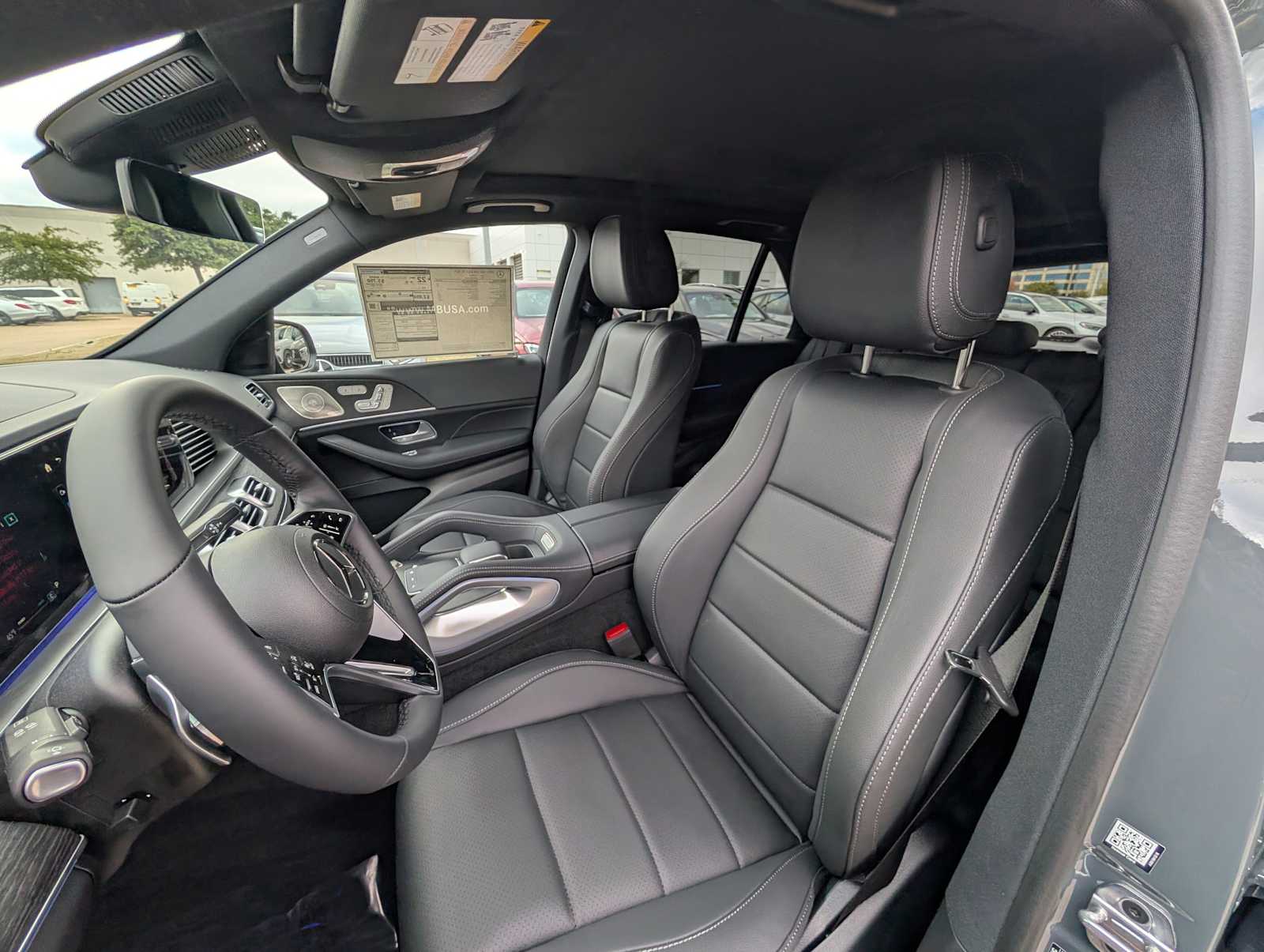 Thumbnail: 2026 Mercedes-Benz GLE - 14