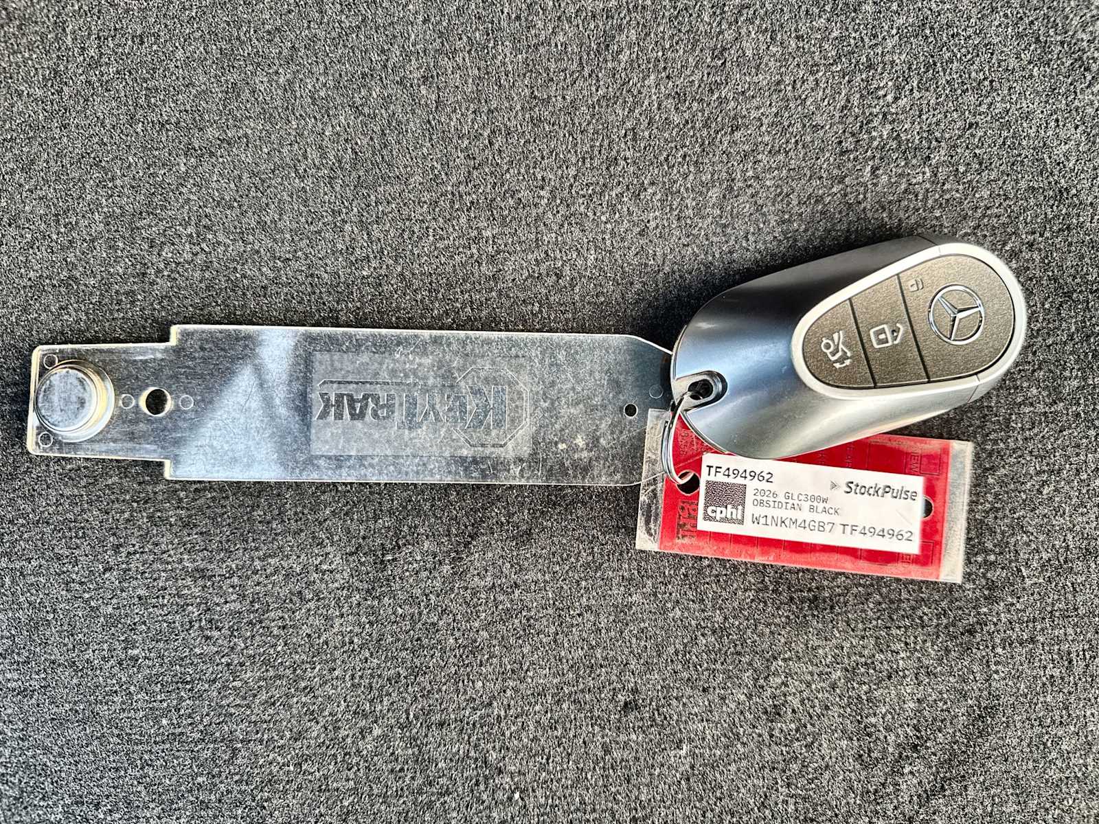 Thumbnail: 2026 Mercedes-Benz GLC - 26