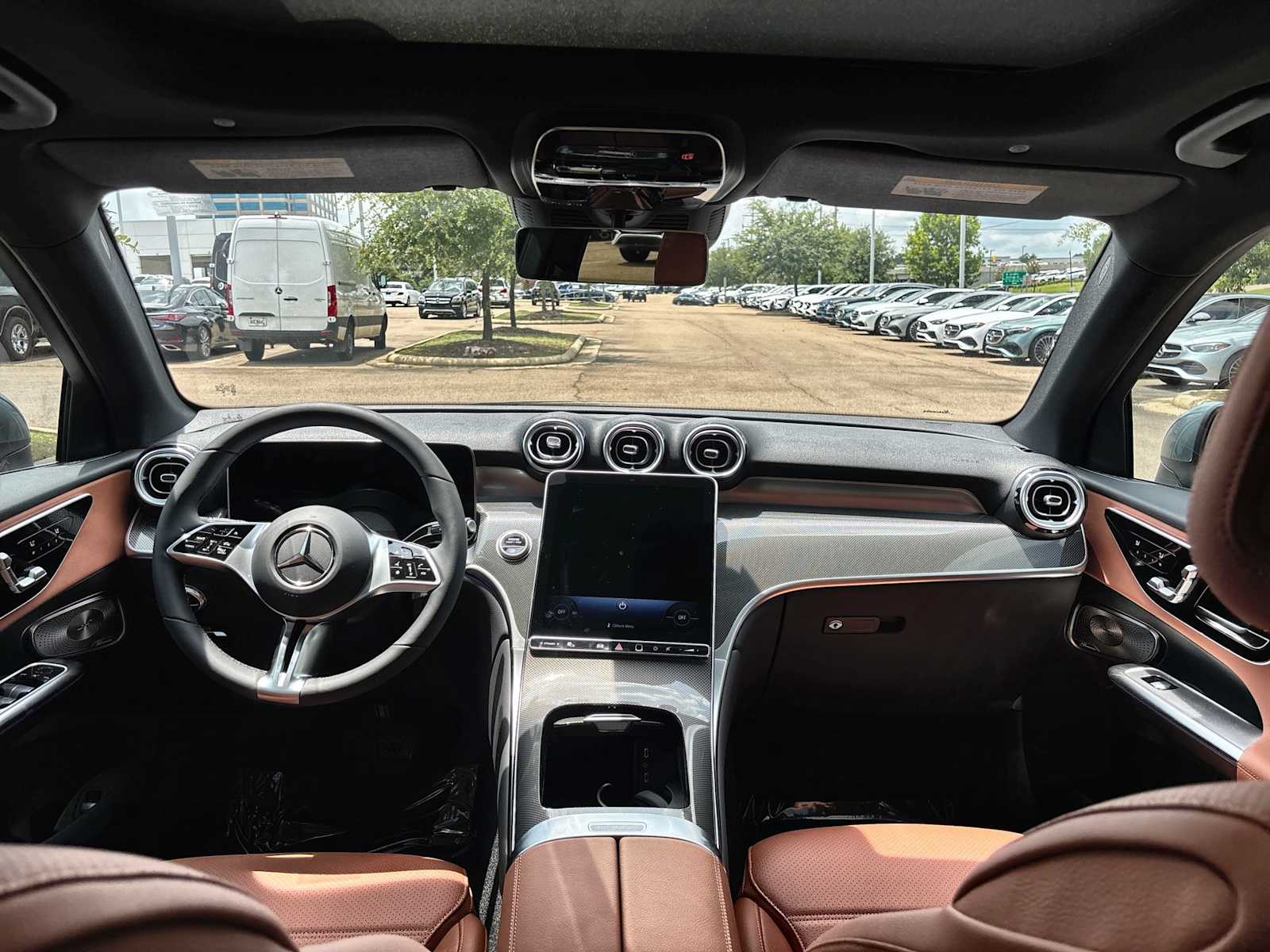 Thumbnail: 2026 Mercedes-Benz GLC - 19