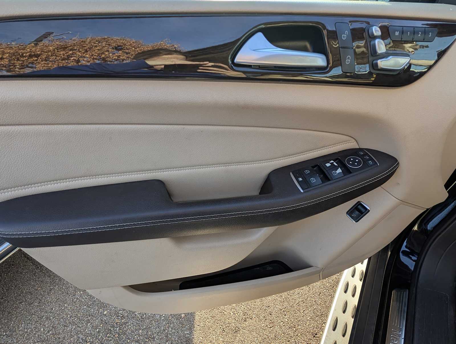 Thumbnail: 2016 Mercedes-Benz GLE - 7