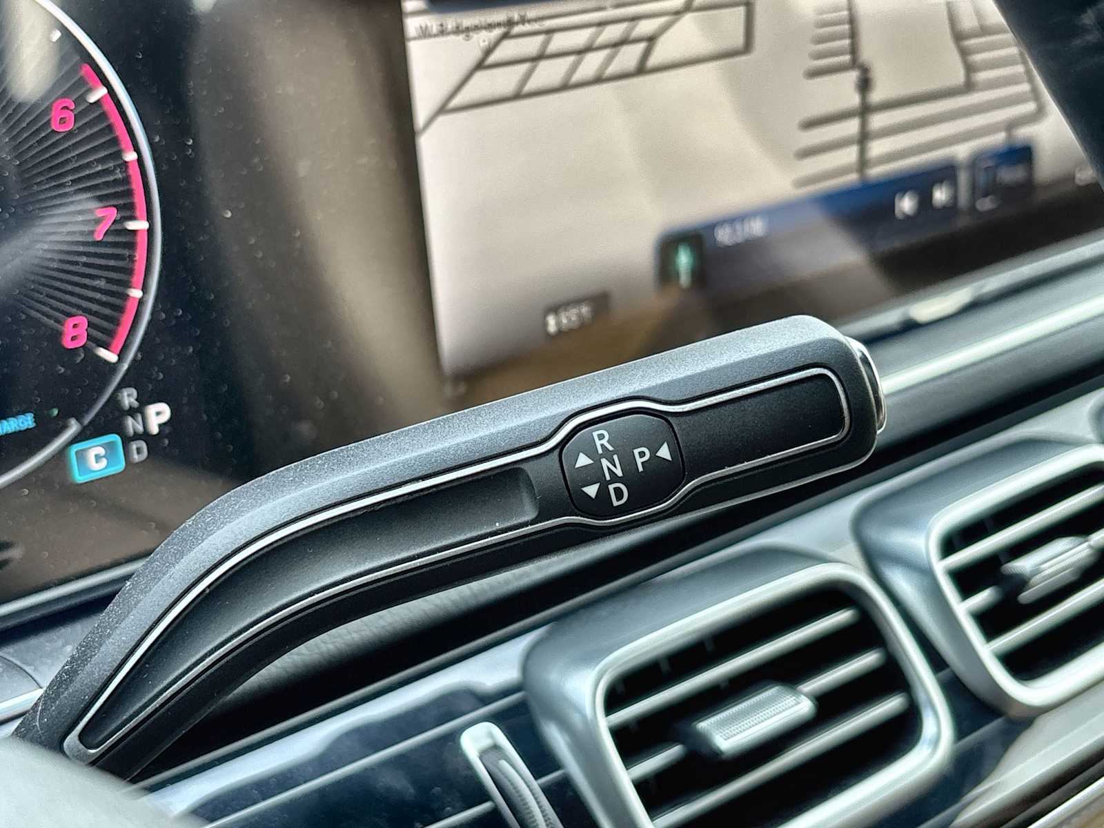 Thumbnail: 2026 Mercedes-Benz GLE - 23