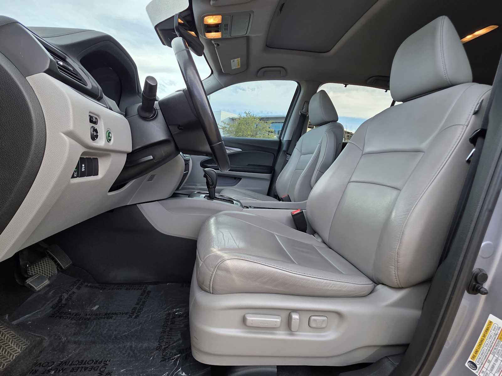 Thumbnail: 2019 Honda Pilot - 13