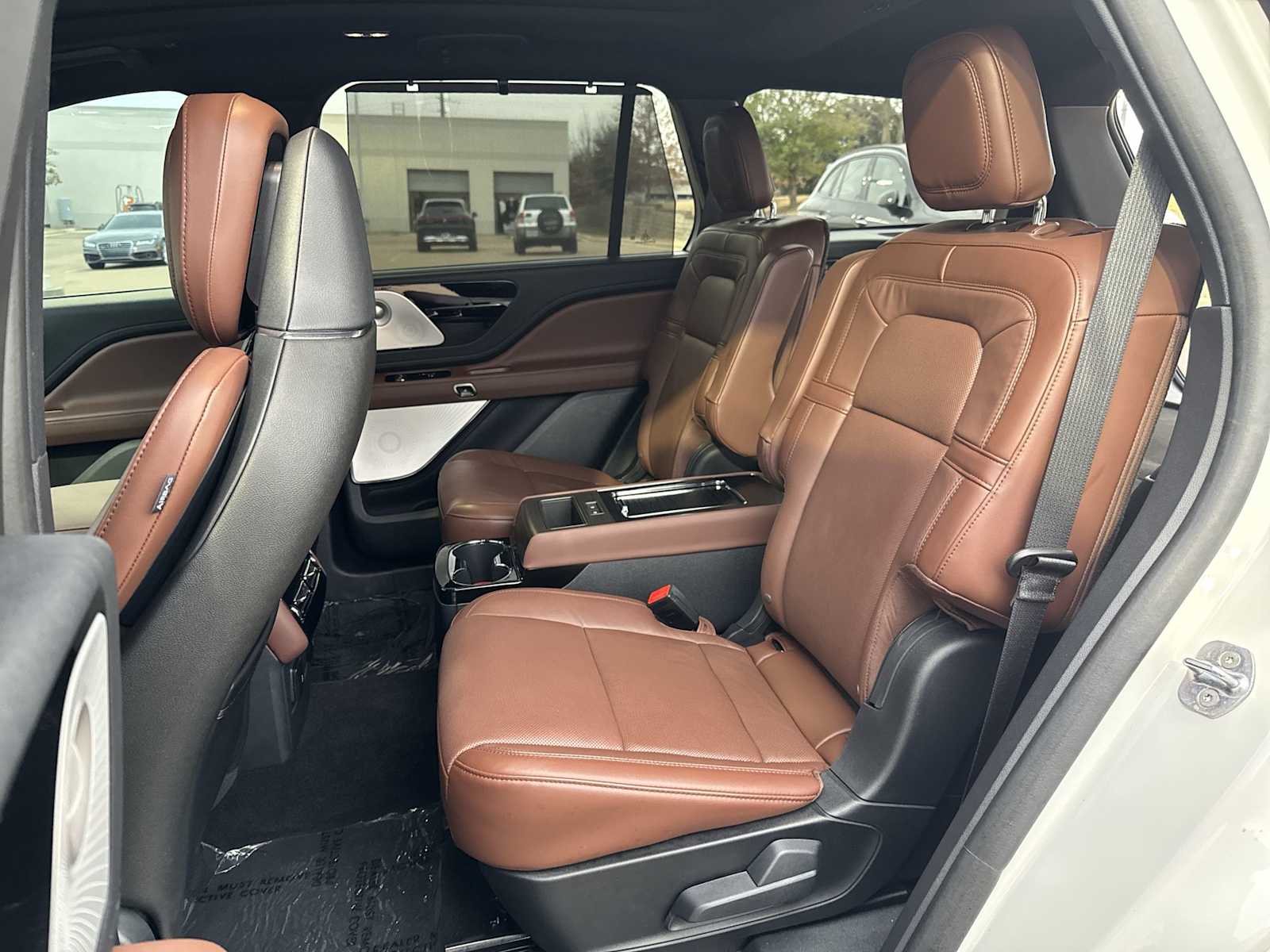 Thumbnail: 2025 Lincoln Aviator - 18