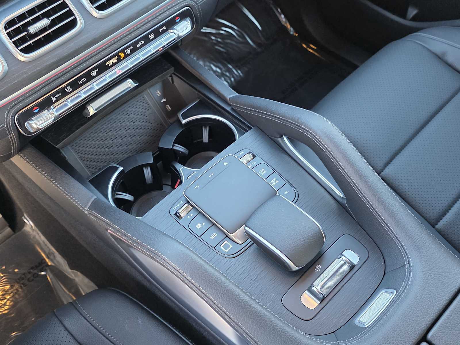 Thumbnail: 2025 Mercedes-Benz GLS - 23