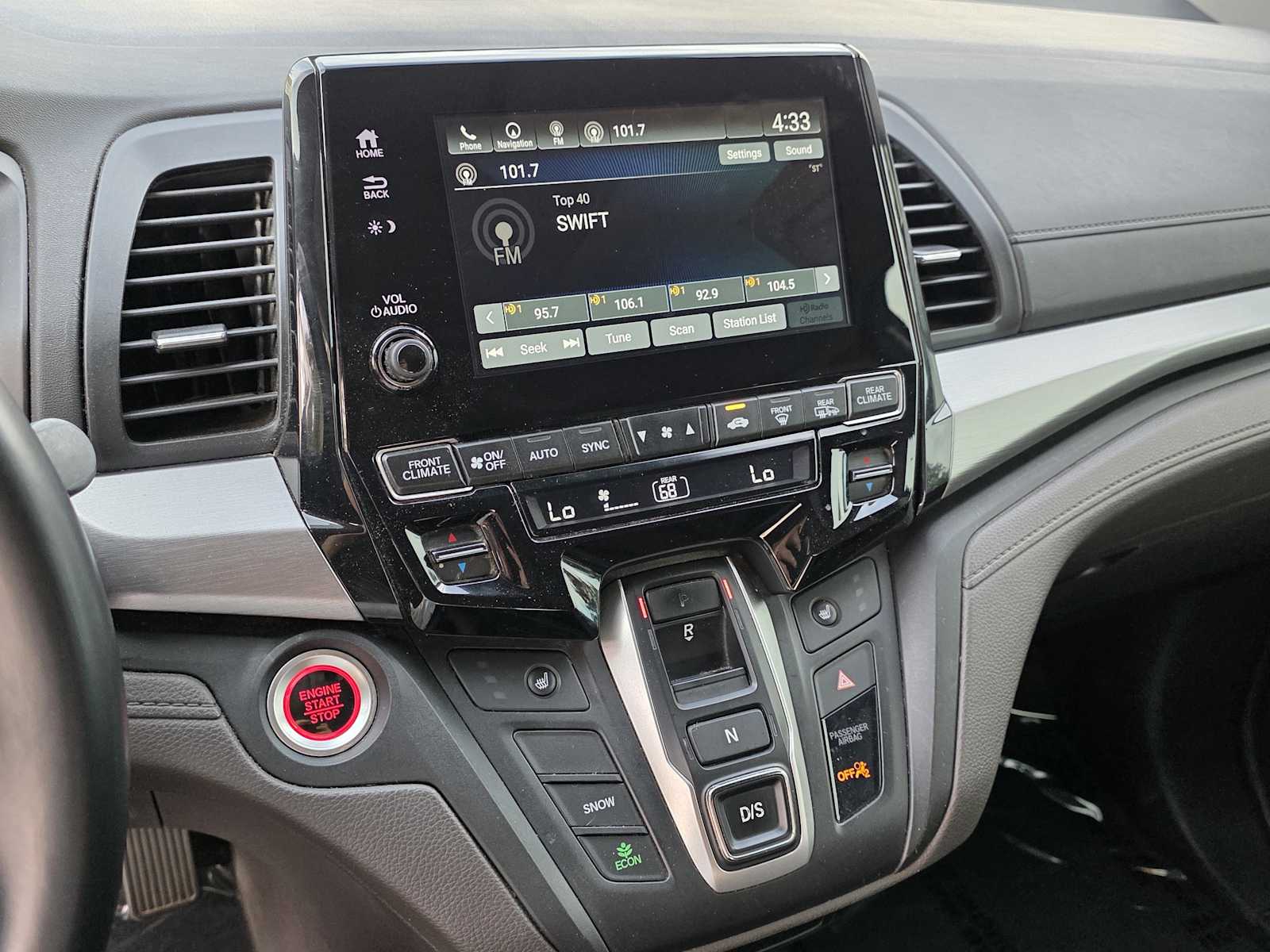 Thumbnail: 2019 Honda Odyssey - 9