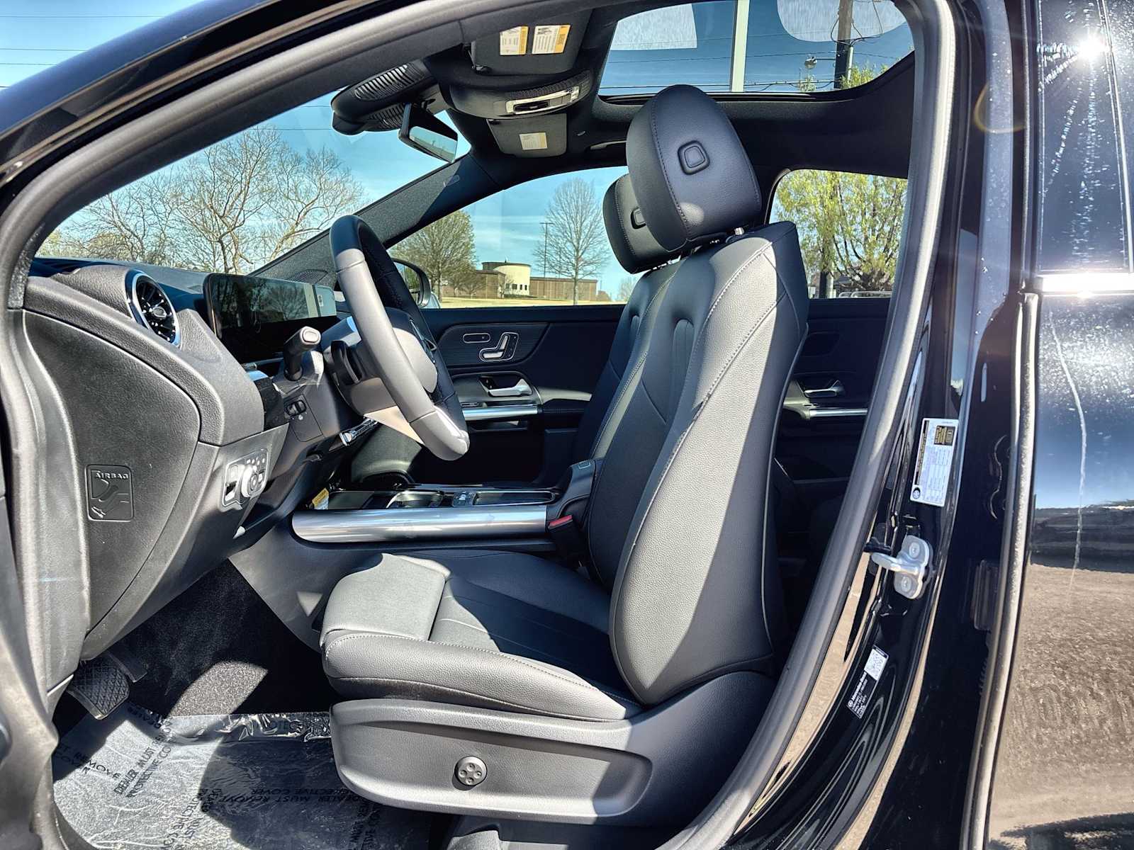 Thumbnail: 2026 Mercedes-Benz GLA - 3