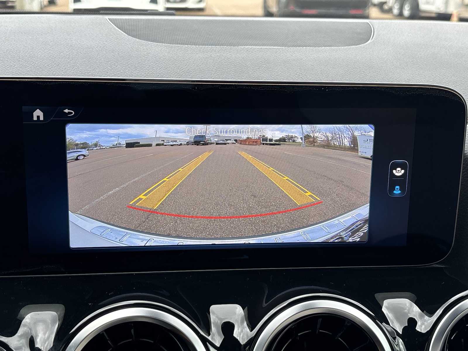 Thumbnail: 2026 Mercedes-Benz GLA - 22